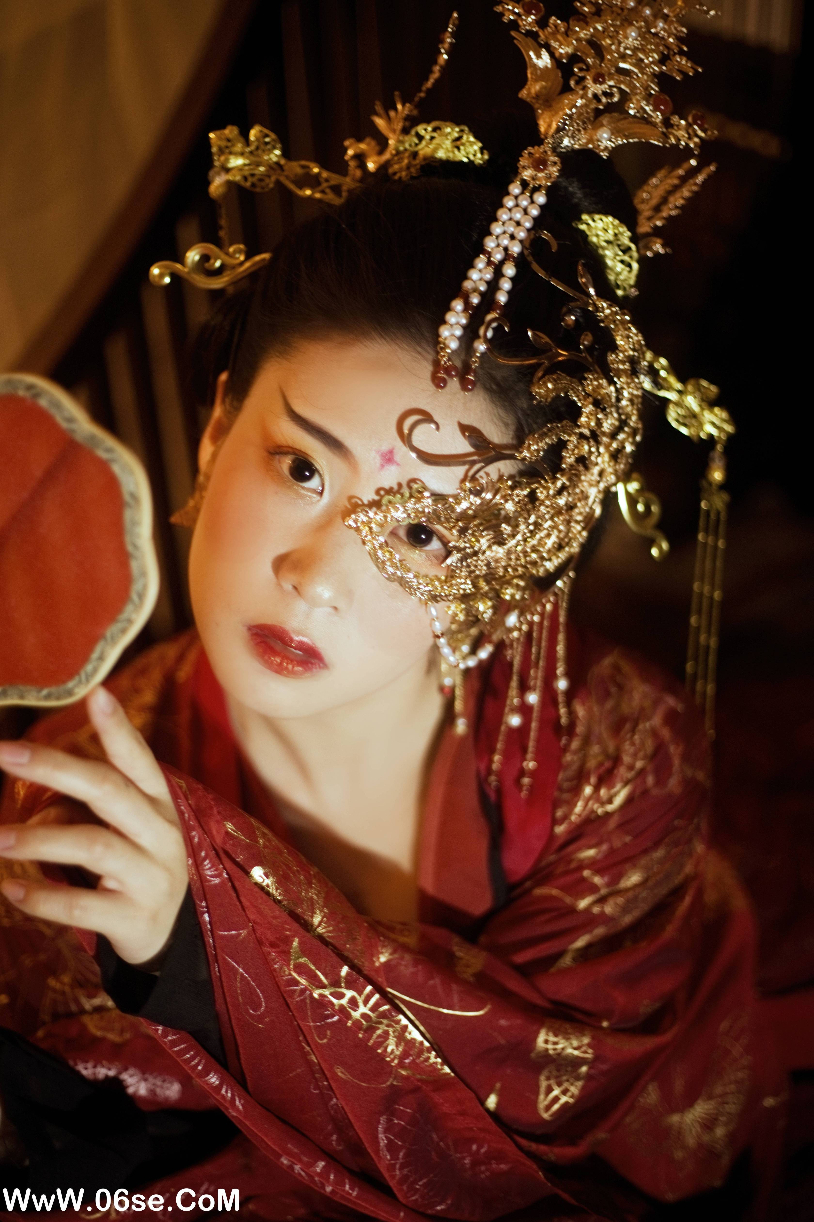 图片[16]-[YITUYU艺图语]2022.07.31 半面妆 一九九几的喵[29+1P／467MB]-六色网