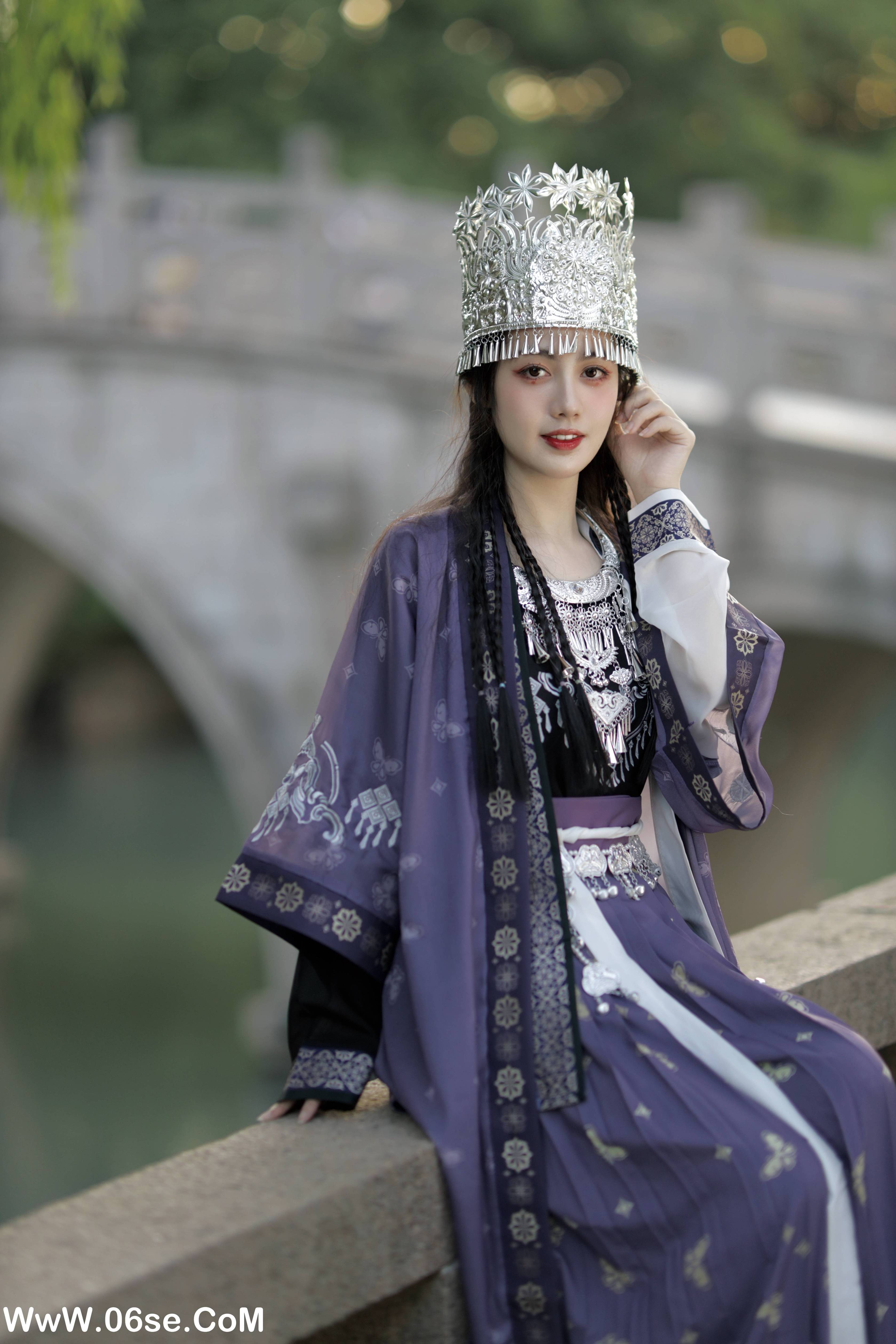 图片[17]-[YITUYU艺图语]2022.10.13 苗疆女子 绫酱MizunoAya[27+1P／343MB]-六色网