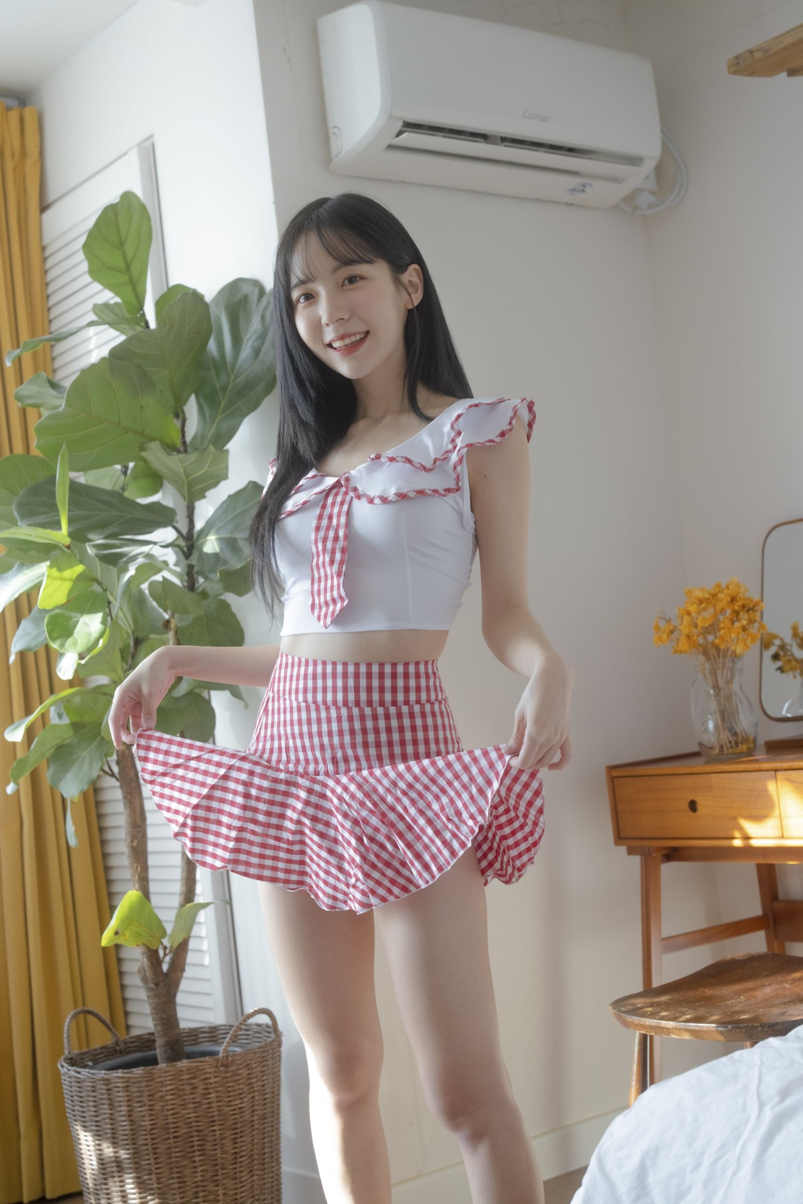 极品辣妹Leeesovely李素英写真集A 195P 60