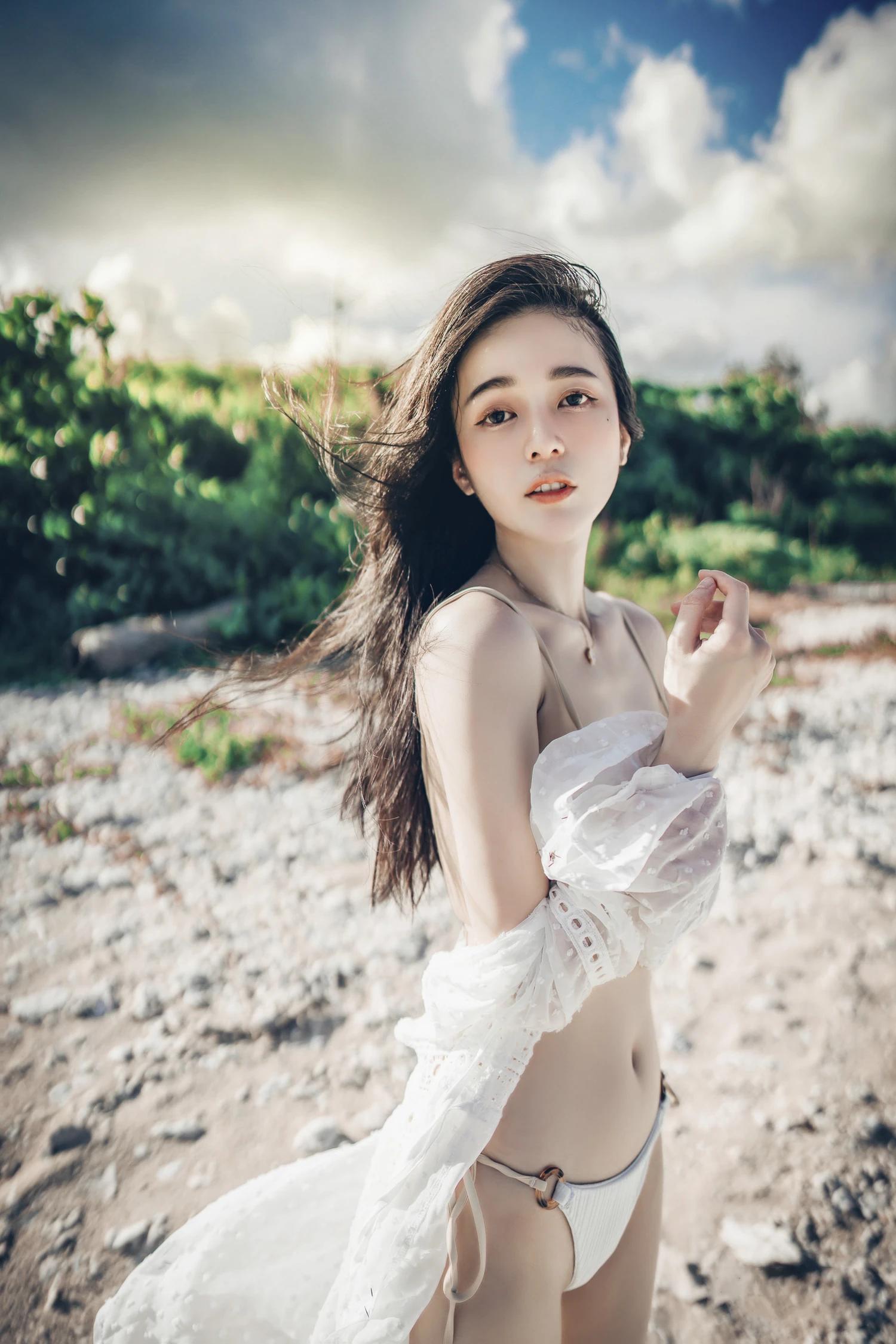 仙仙辰生日最大尺度呈現?實體寫真電子版限定尺度?內容超級豐富 用心 Vol.01 52