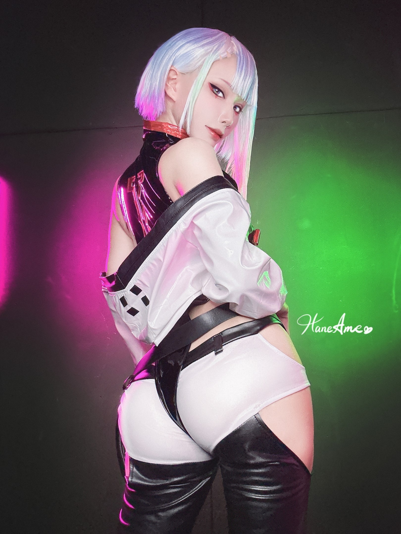 Hane Ame 雨波写真 - Cyberpunk Lucy 29