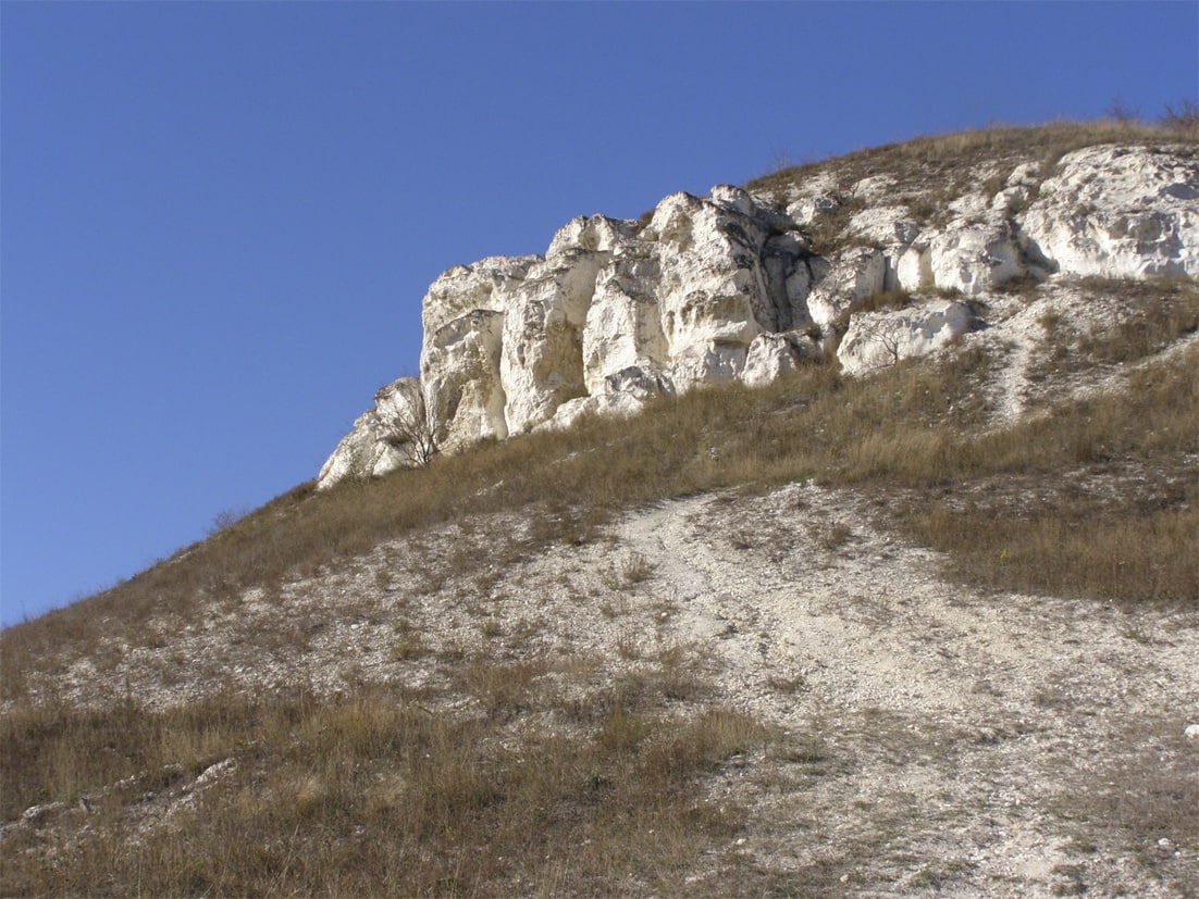 Бараньи лбы. Бараньи лбы Новоайдар. Скалы бараньи лбы Луганская область. Заповедник бараньи лбы Луганск. Бараньи лбы Айдар Николаевка.