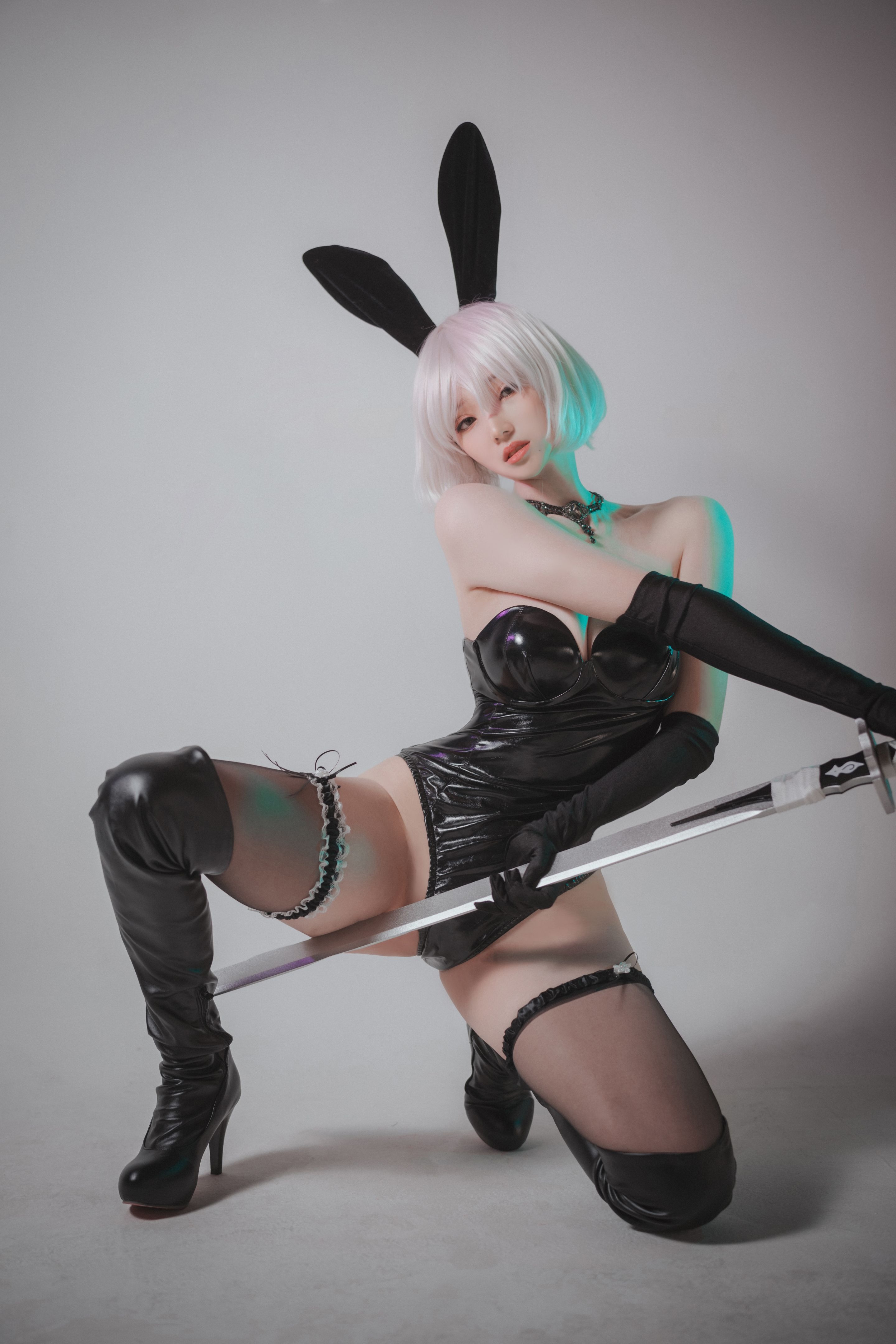 DJAWA Photo - Bambi (밤비) - La Rose NoirE 2B 72