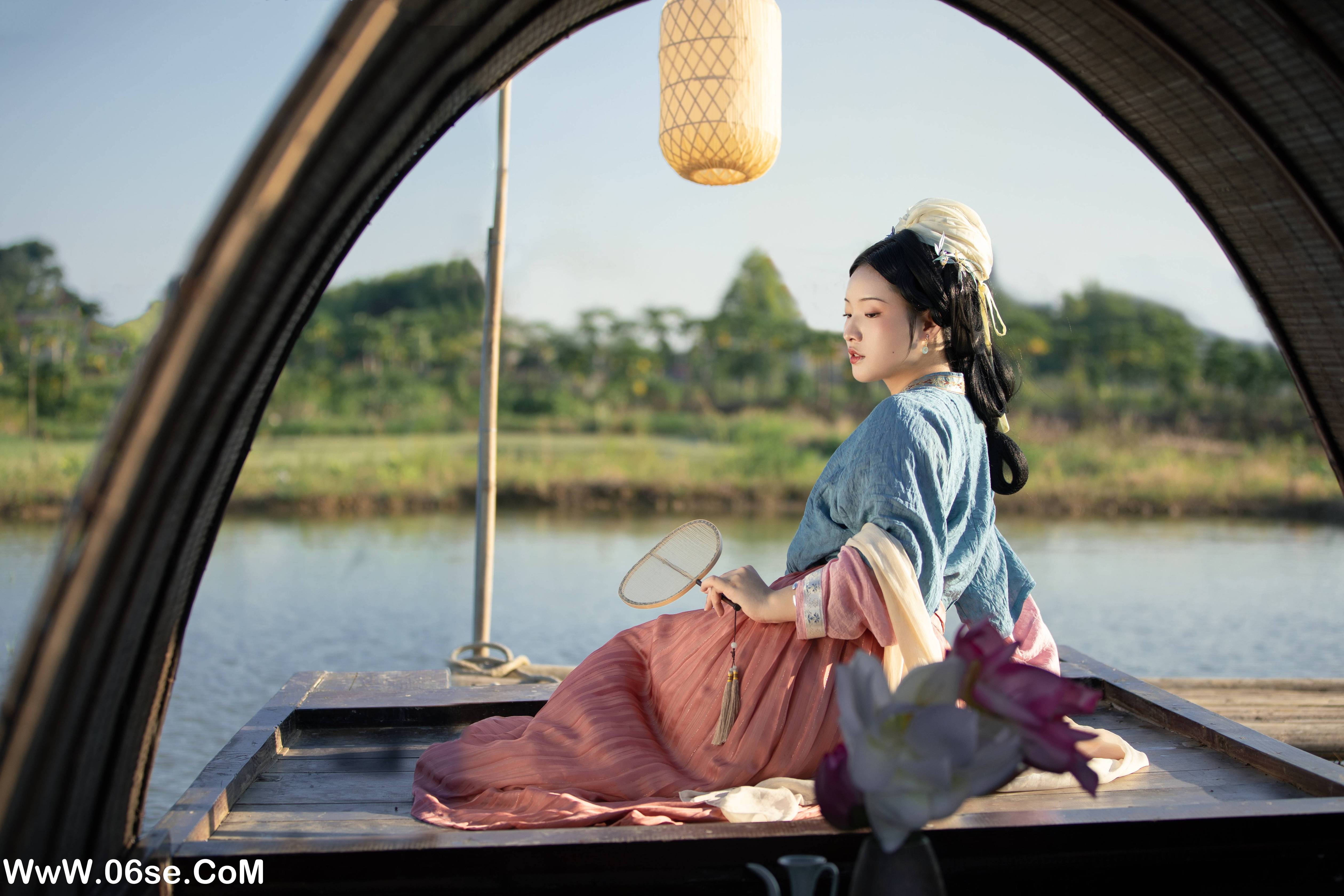 图片[29]-[YITUYU艺图语]2022.11.09 游湖 保卫萝卜的阿叽[35+1P／520MB]-六色网
