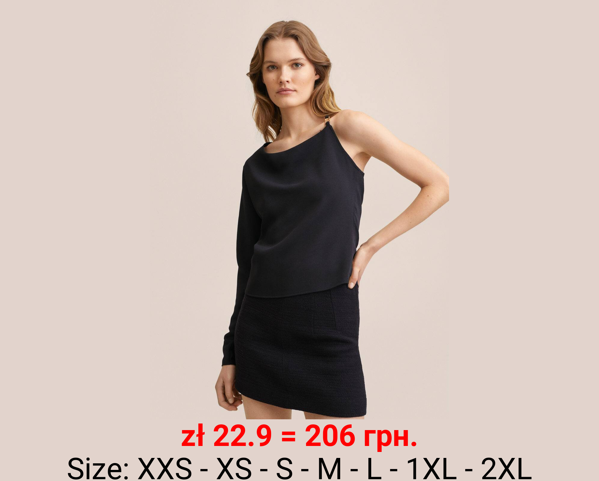 Blusa asimétrica apliques