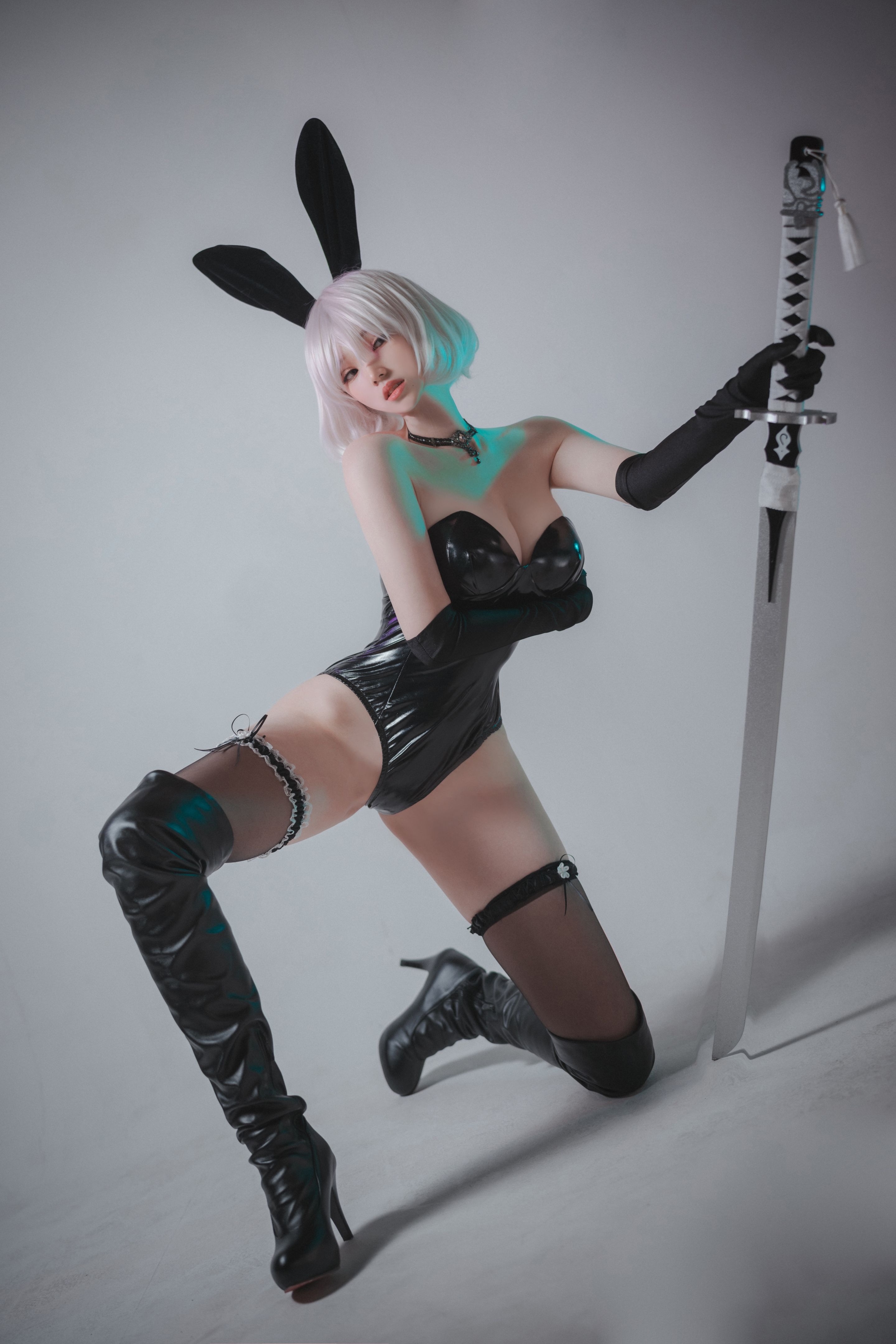 DJAWA Photo - Bambi (밤비) - La Rose NoirE 2B 76
