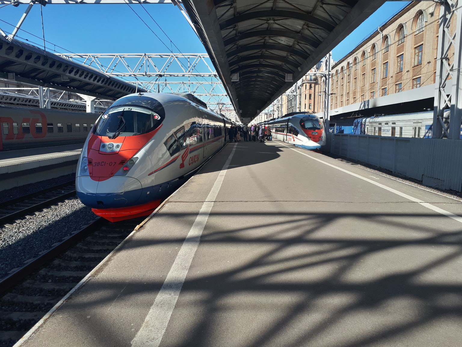 Сапсан новости. Сапсан электропоезд. Сапсан фото. Сапсан Москва Питер фото. Поезд 767.