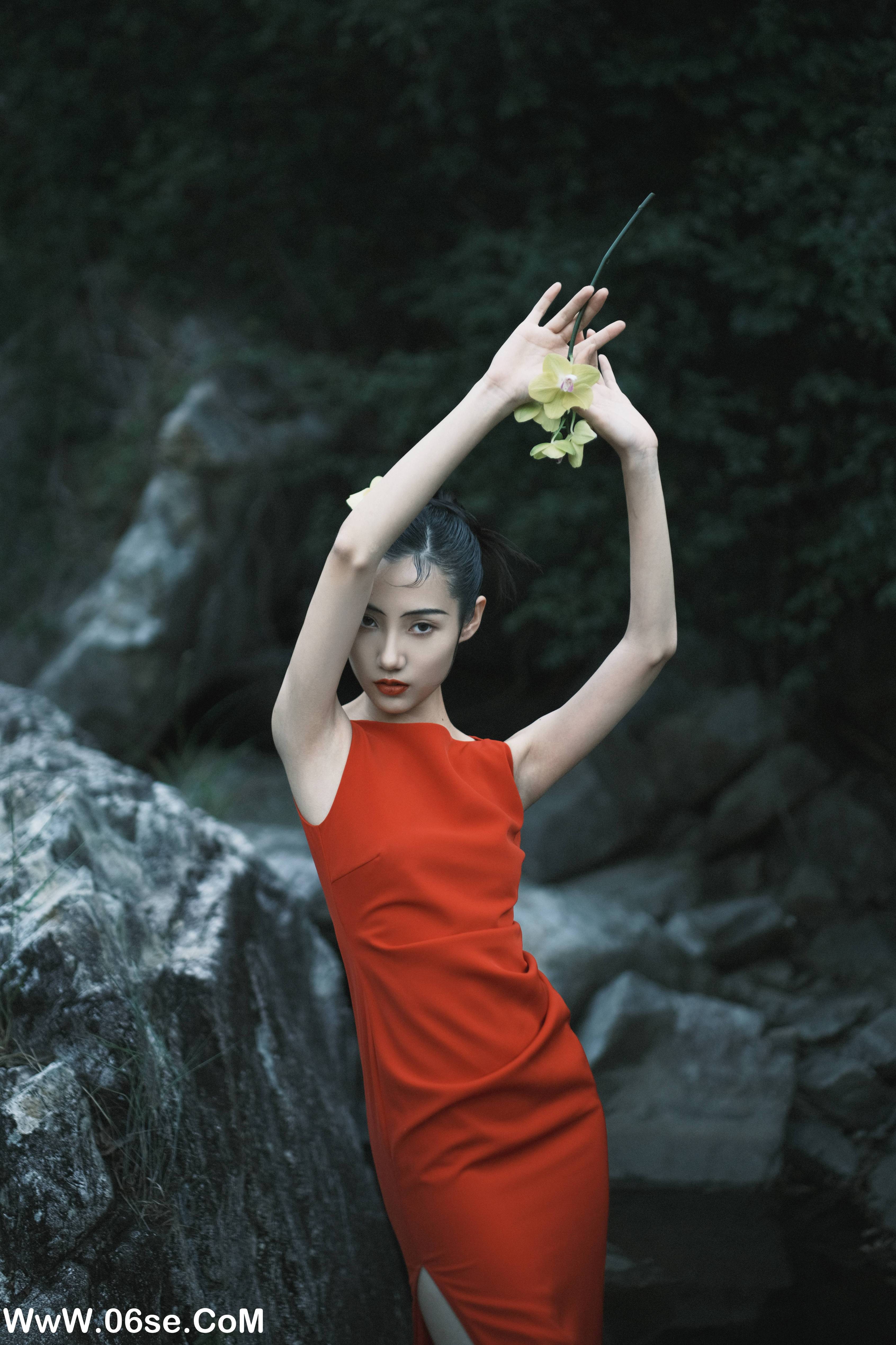 图片[29]-[YITUYU艺图语]2022.11.14 关于红 阿万[46+1P／469MB]-六色网