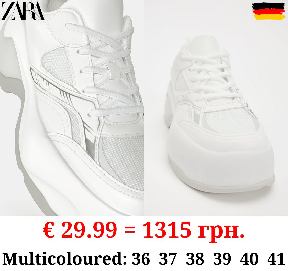 CHUNKY-SOLE RUNNING TRAINERS