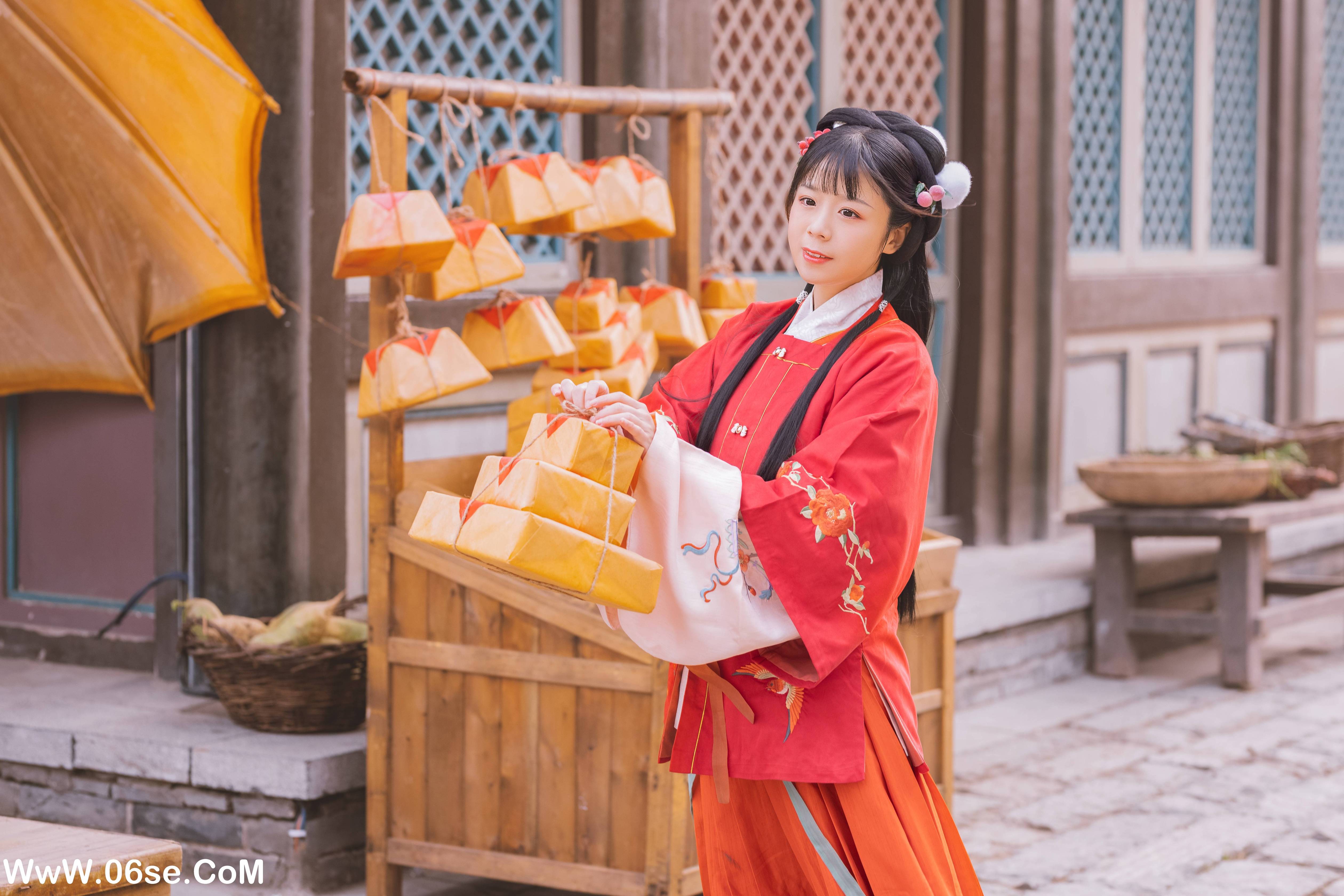 图片[23]-[YITUYU艺图语]2022.10.01 新年快乐 Suky喜欢软绵绵毛茸茸的团子[28+1P／305MB]-六色网