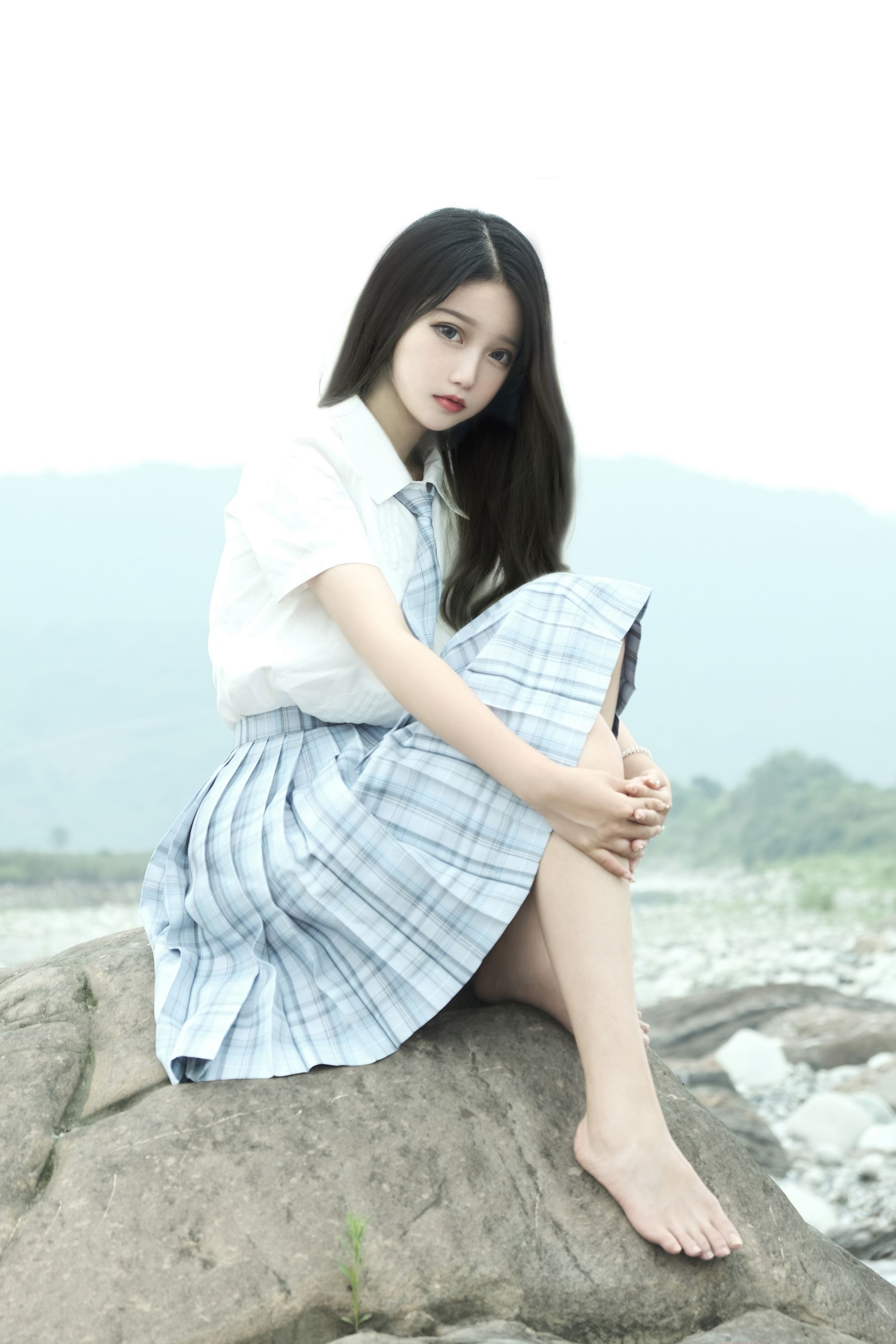 eloise软软 - 河边JK 20