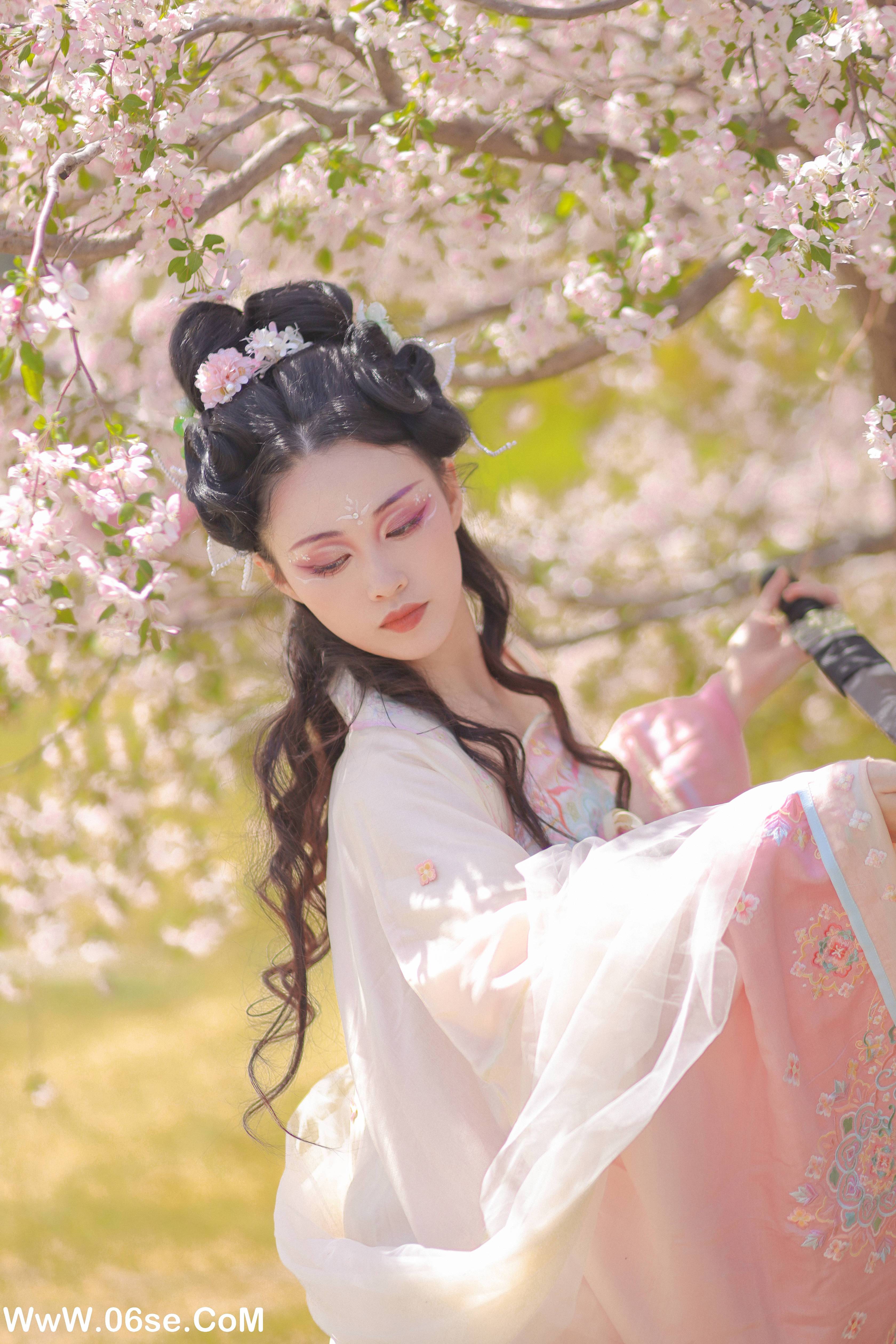 图片[5]-[YITUYU艺图语]2022.06.07 海棠国风插画 青霜鹅[22P-504.48MB]-六色网