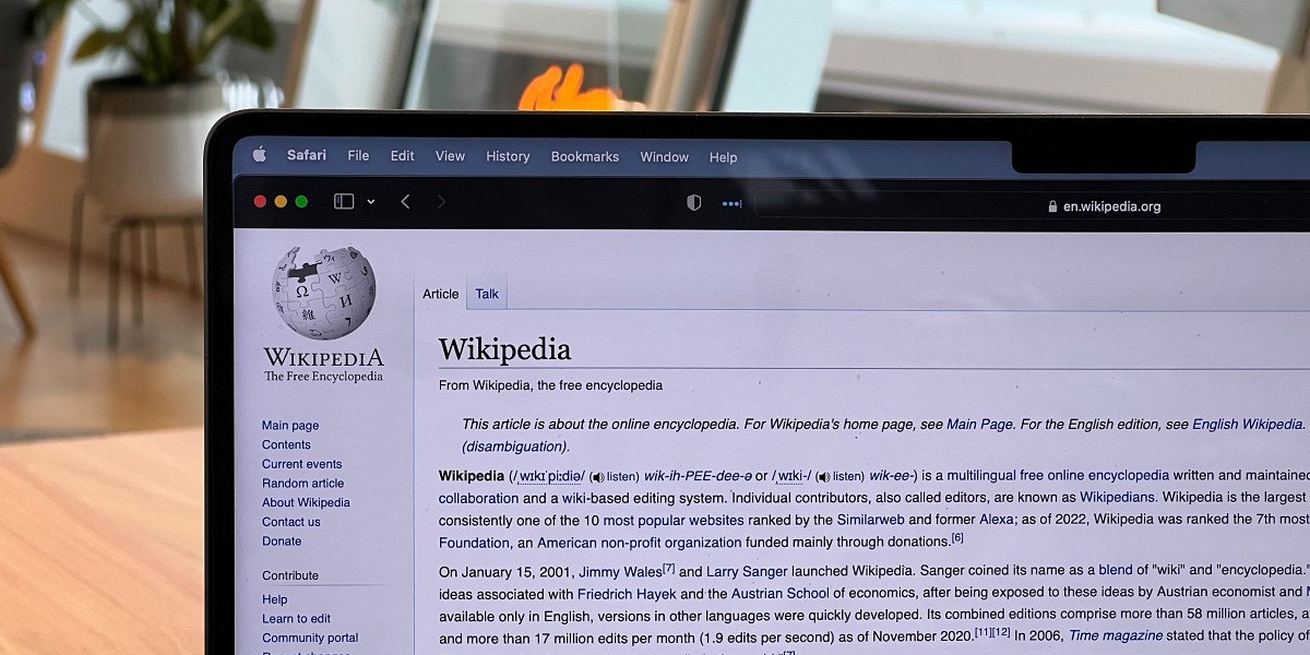 «Википедию» пометят как нарушителя законов России