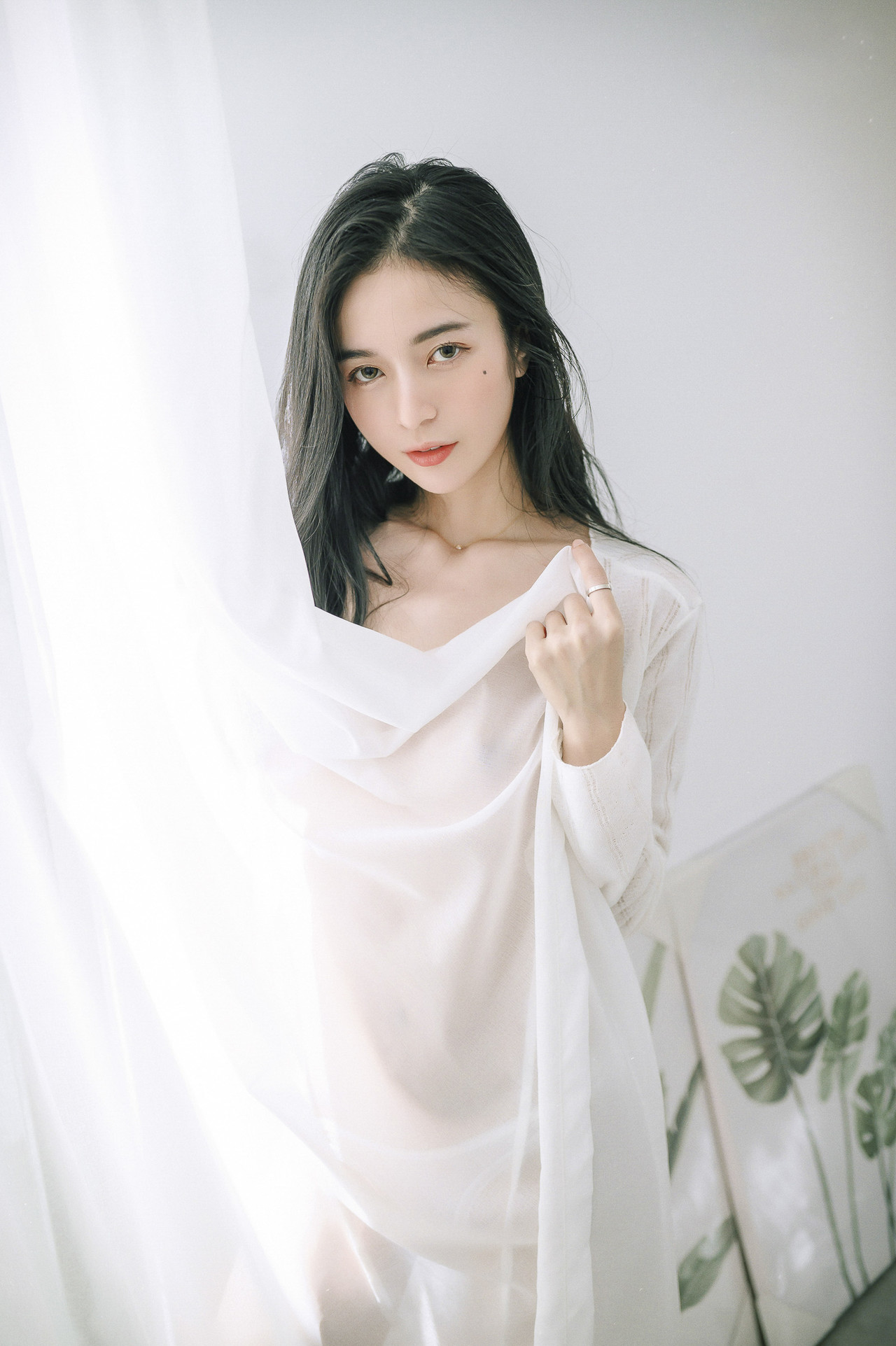 JVID精品 超仙辰辰 💕 仙女下凡玩遊戲輸了，成為任你使喚、讓你舒服的一日女友，隱藏版更多超性感畫面唷！ 30