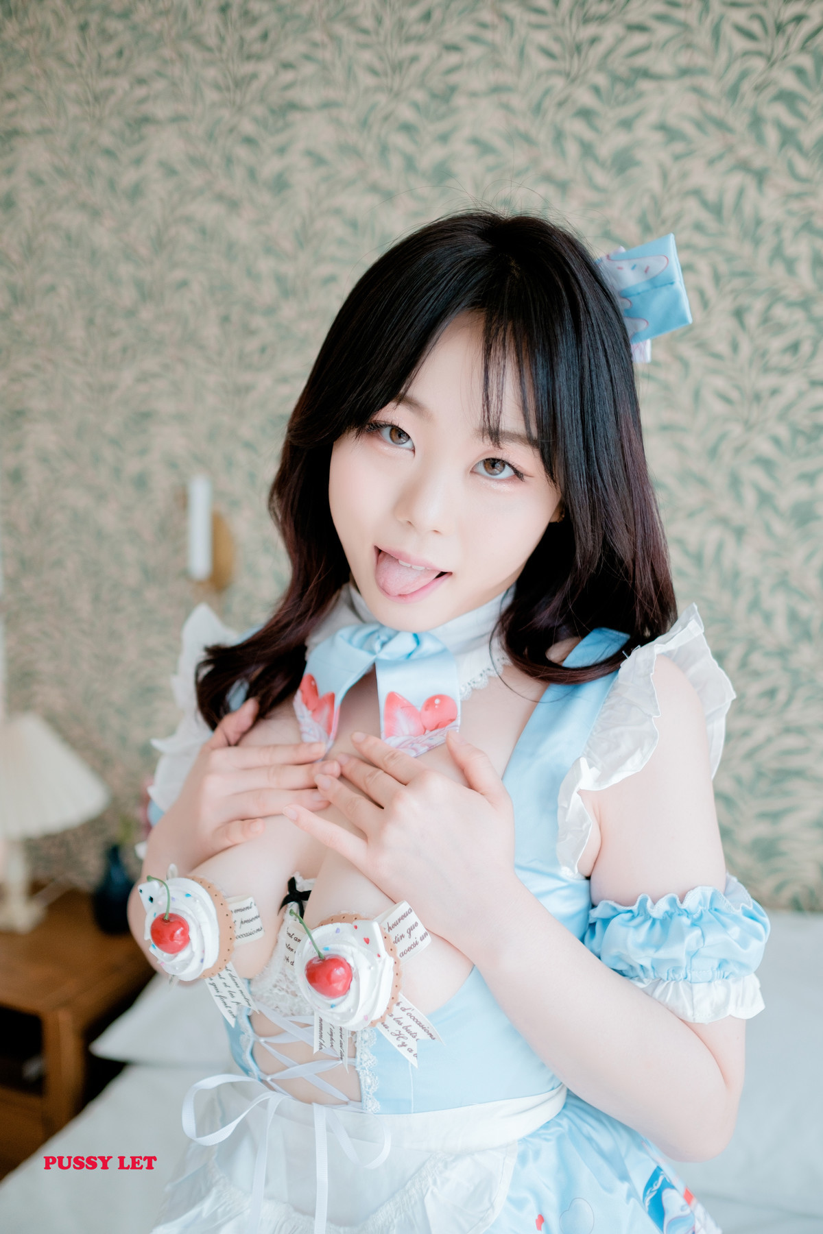 Suyeon 수연, [PUSSYLET] Dessert Alice in Wonderland Concept Set.01 20