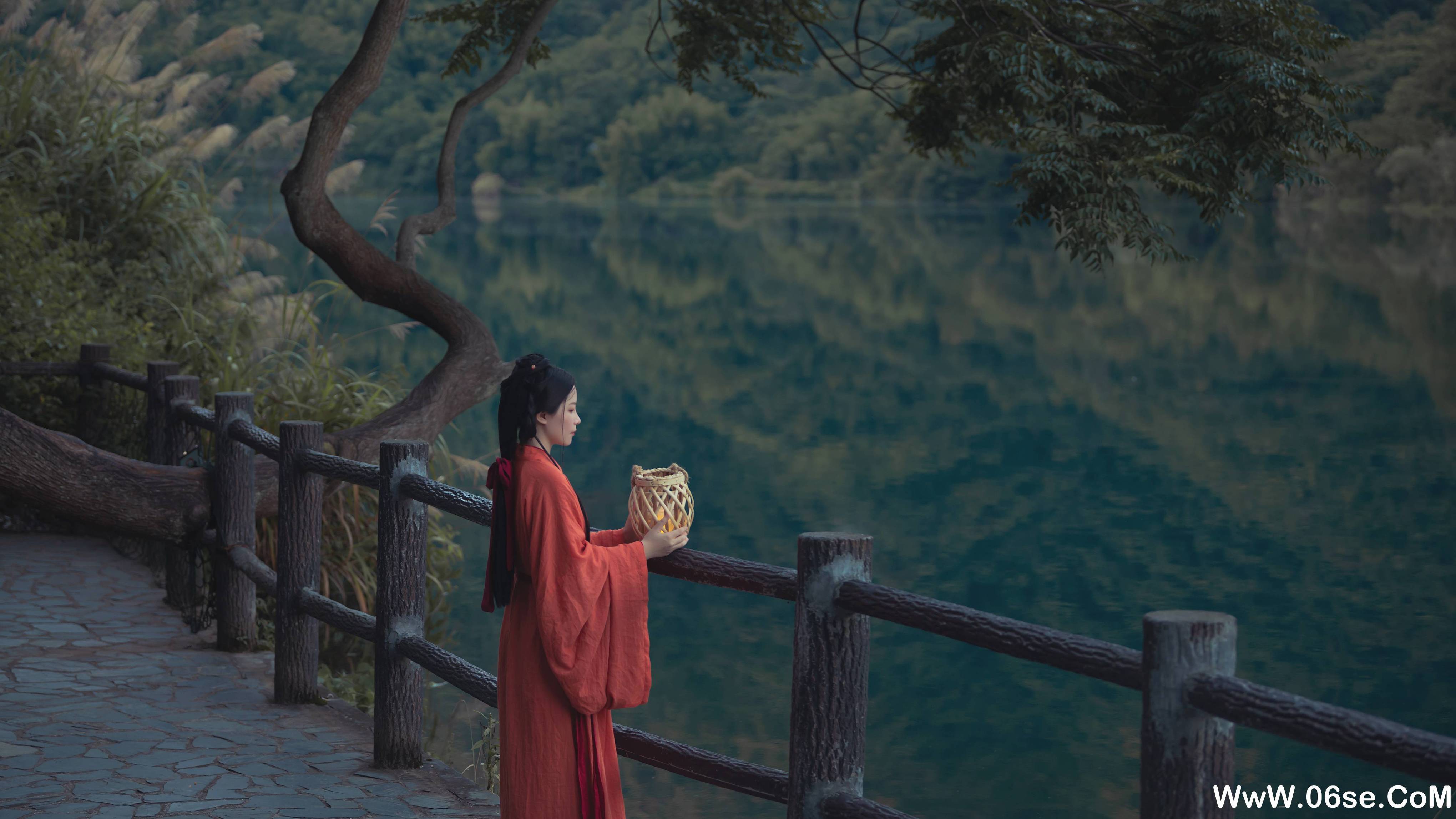 图片[23]-[YITUYU艺图语]2021.09.08 人间忽晚 山河已秋 秦笙[28+1P／230MB]-六色网