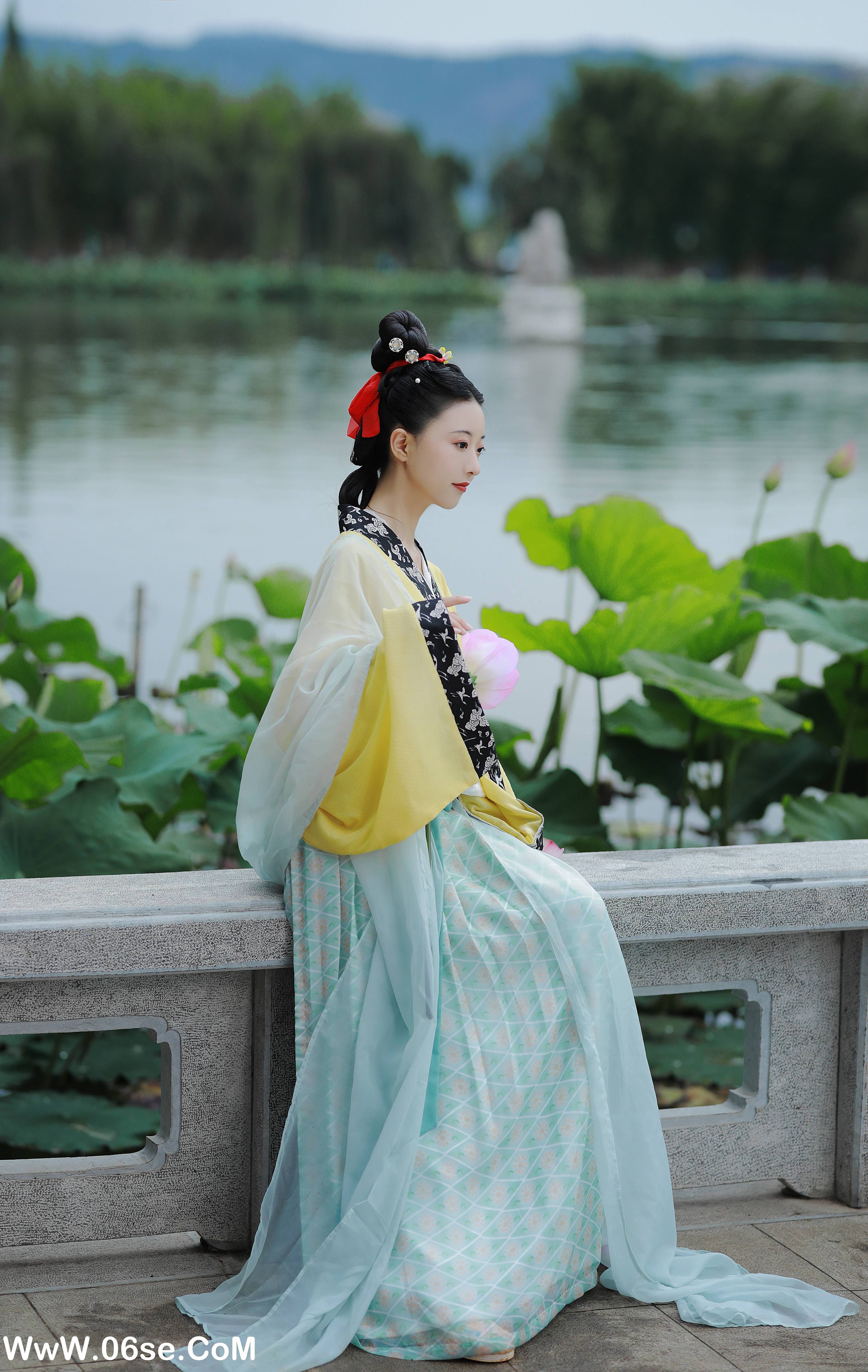 图片[31]-[YITUYU艺图语]2022.08.09 半夏 YunFleur[32+1P／640MB]-六色网
