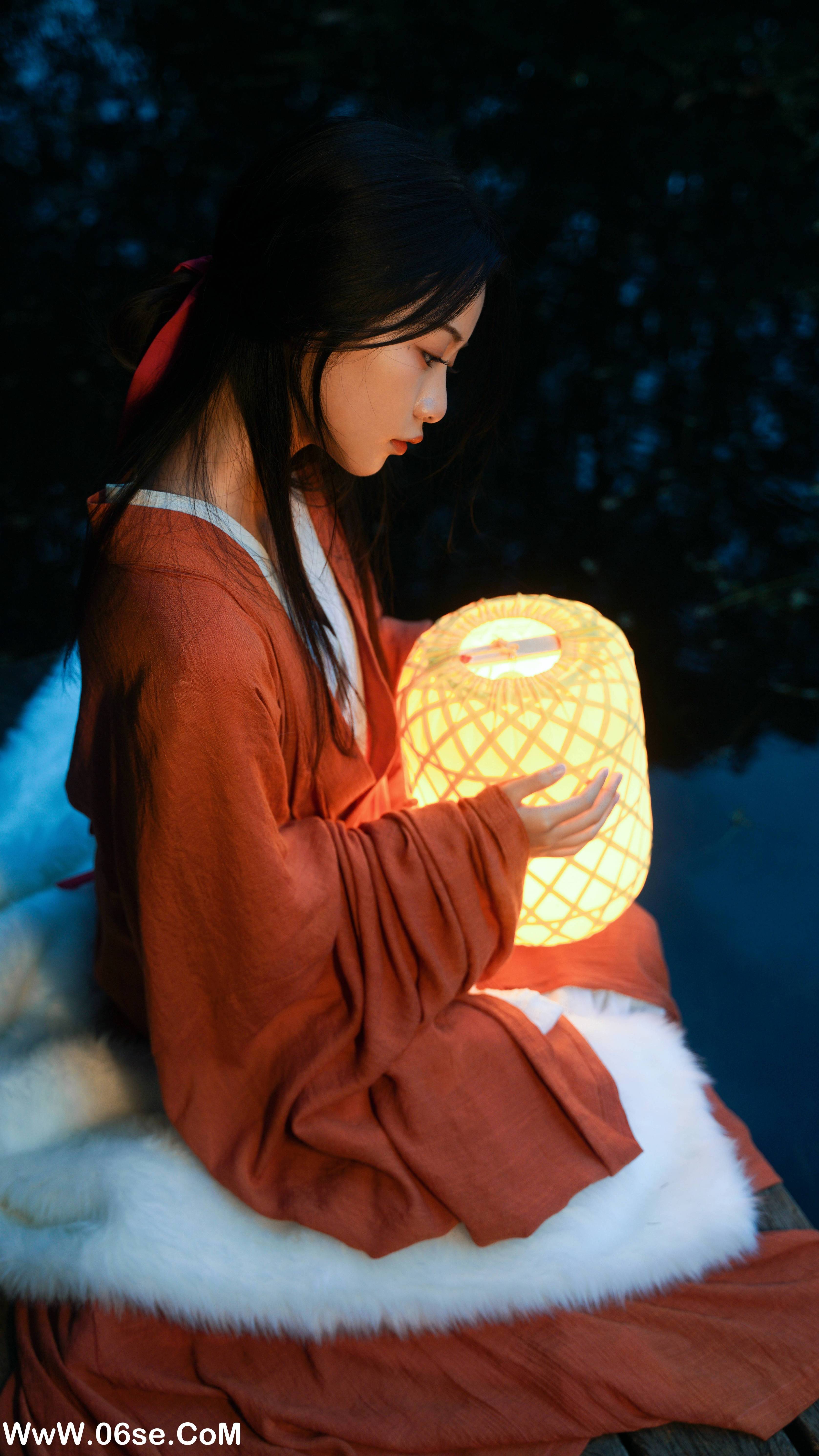 图片[16]-[YITUYU艺图语]2022.12.14 她像月光一样清冷 旺旺小小舒[24+1P／309MB]-六色网
