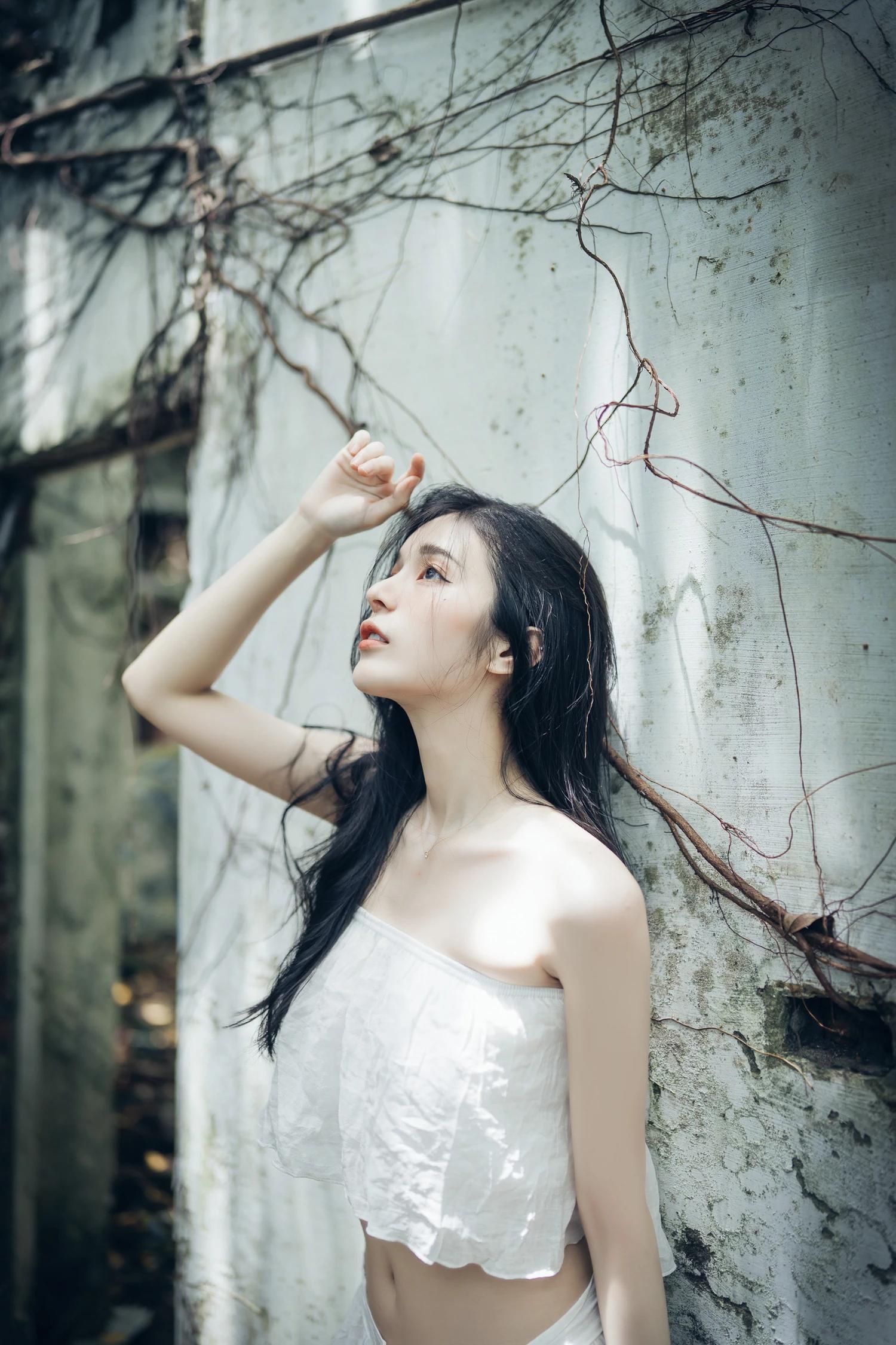 仙仙辰生日最大尺度呈現?實體寫真電子版限定尺度?內容超級豐富 用心 Vol.01 2