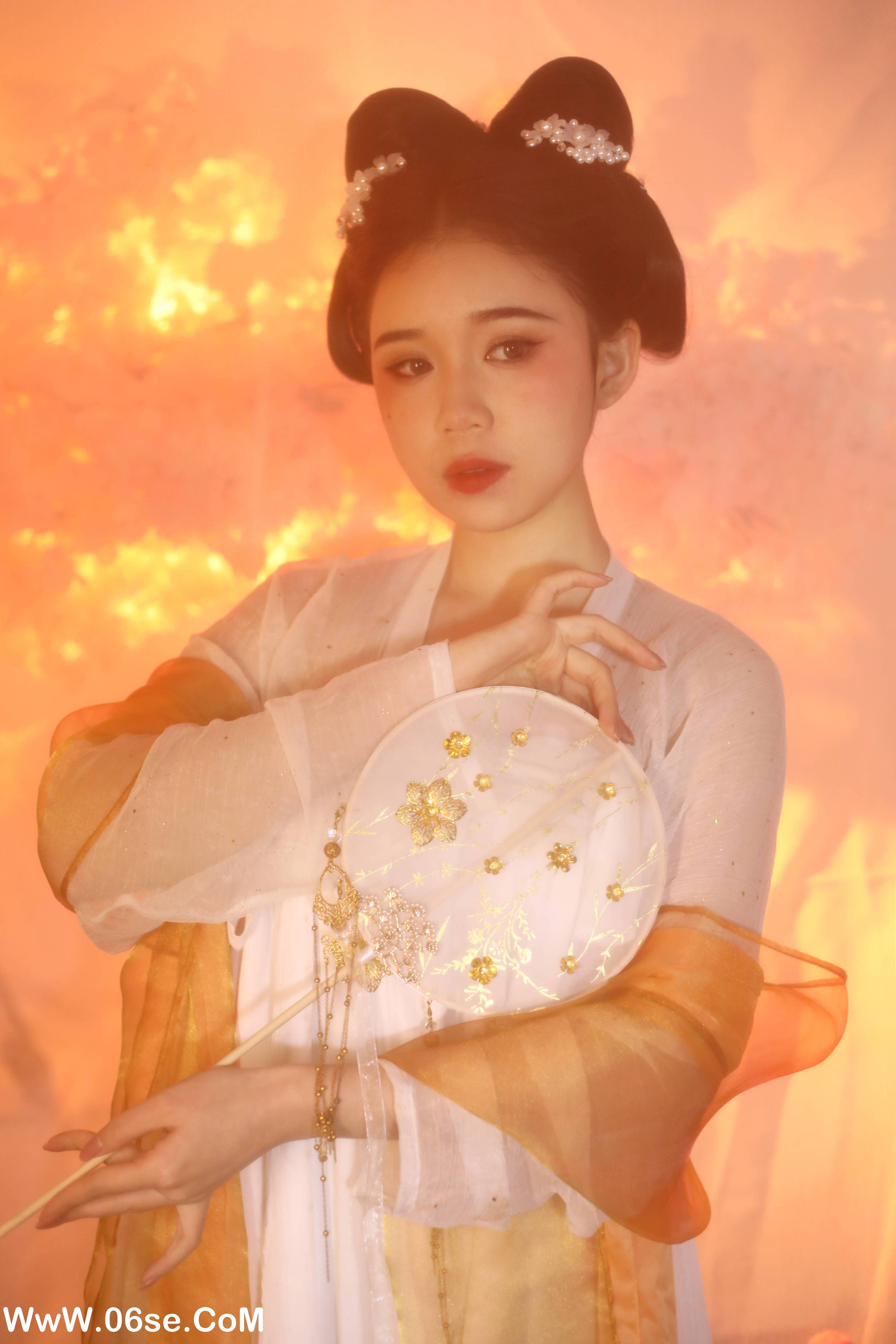 图片[29]-[YITUYU艺图语]2022.09.02 银睿姬 一只高高[31+1P／322MB]-六色网