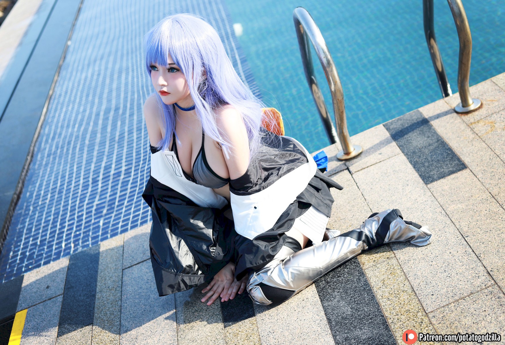 Potato Godzilla Cosplay 水着メルトリリス 31