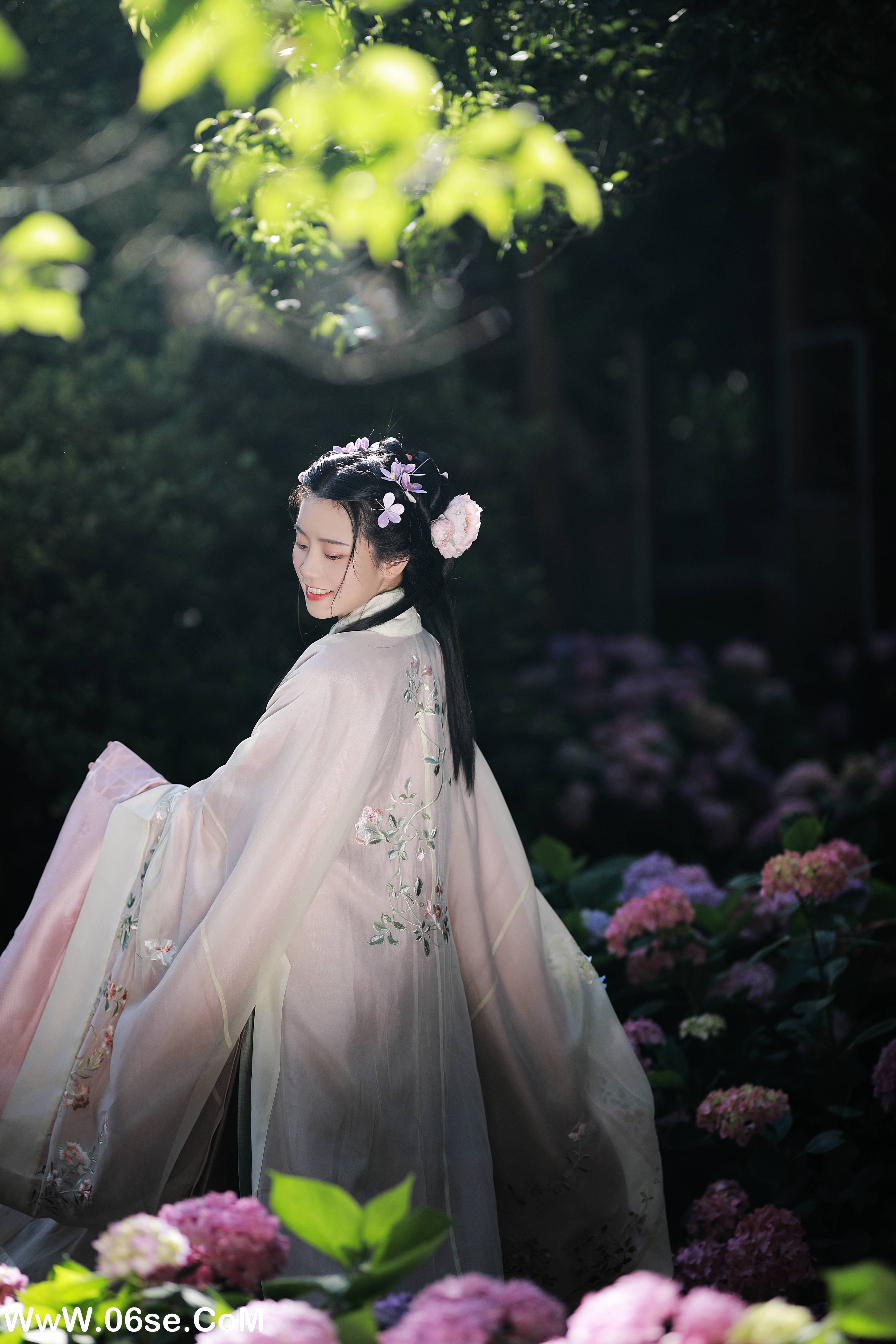 图片[18]-[YITUYU艺图语]2022.07.20 一念花开，香如故 Dear-郑同学[37+1P／675MB]-六色网