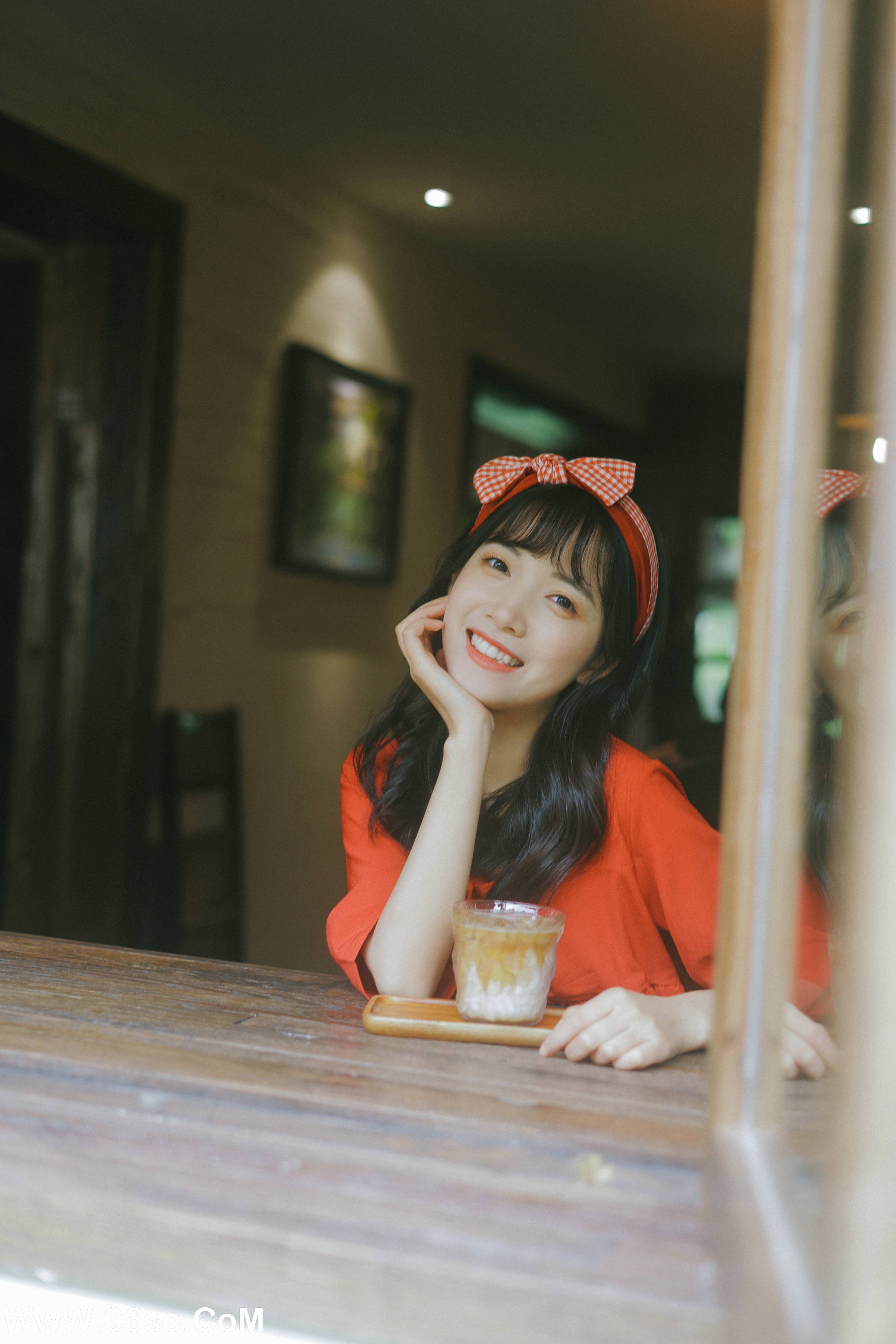 图片[26]-[YITUYU艺图语]2022.08.31 后院有海 一只阿梦崽[42+1P／339MB]-六色网