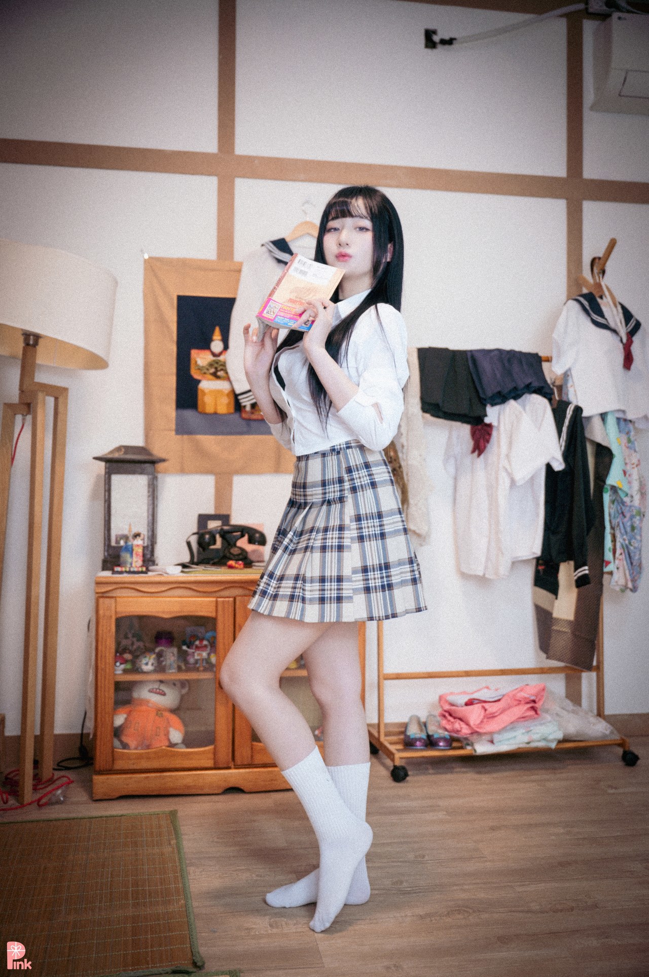 Han Jina 한지나, [PINK] 지나의 교복 생활 (Bright Ver) 35
