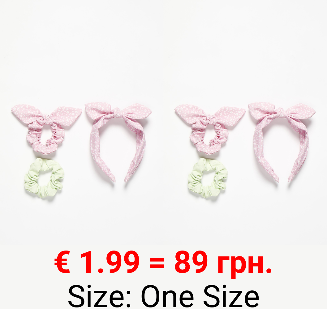 Set of headband and scrunchies