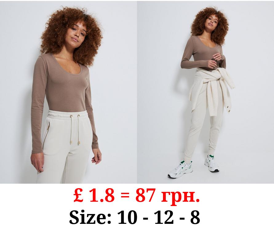 Nude Basic Long Sleeve Top