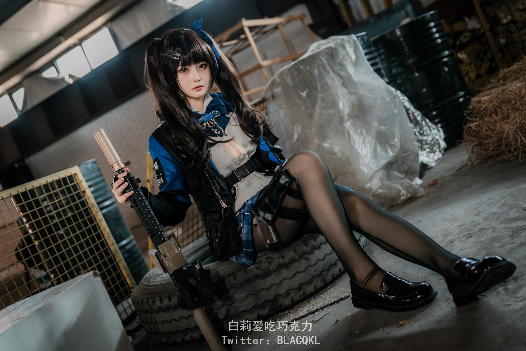 白莉爱吃巧克力 Cosplay 关小雨 17