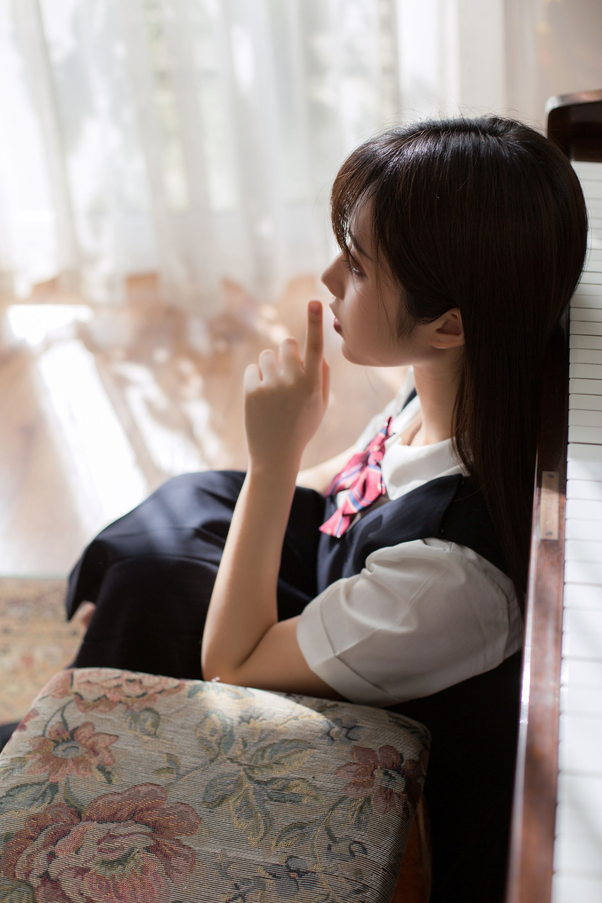 镜酱-不知梦 制服 [38P] 32