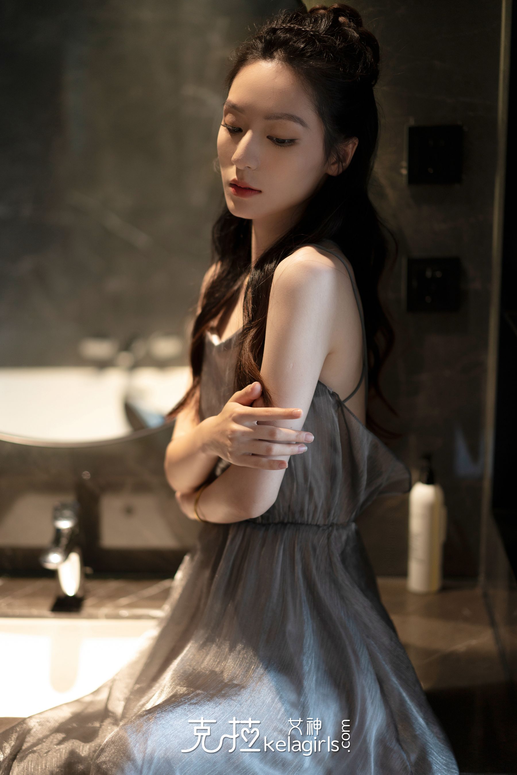 [克拉女神Kelagirls]_柠西_靓脸素足-写真图集共28P 1