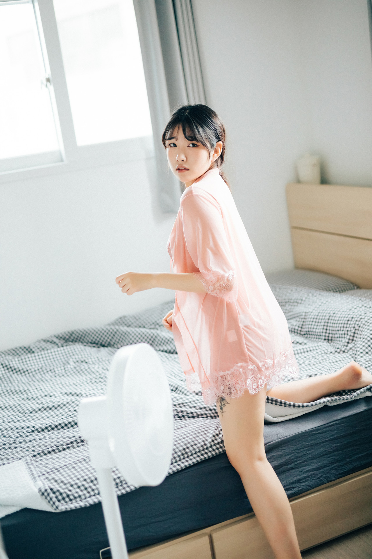 Sonson 손손, [Loozy] Date at home (+S Ver) Set.02 1