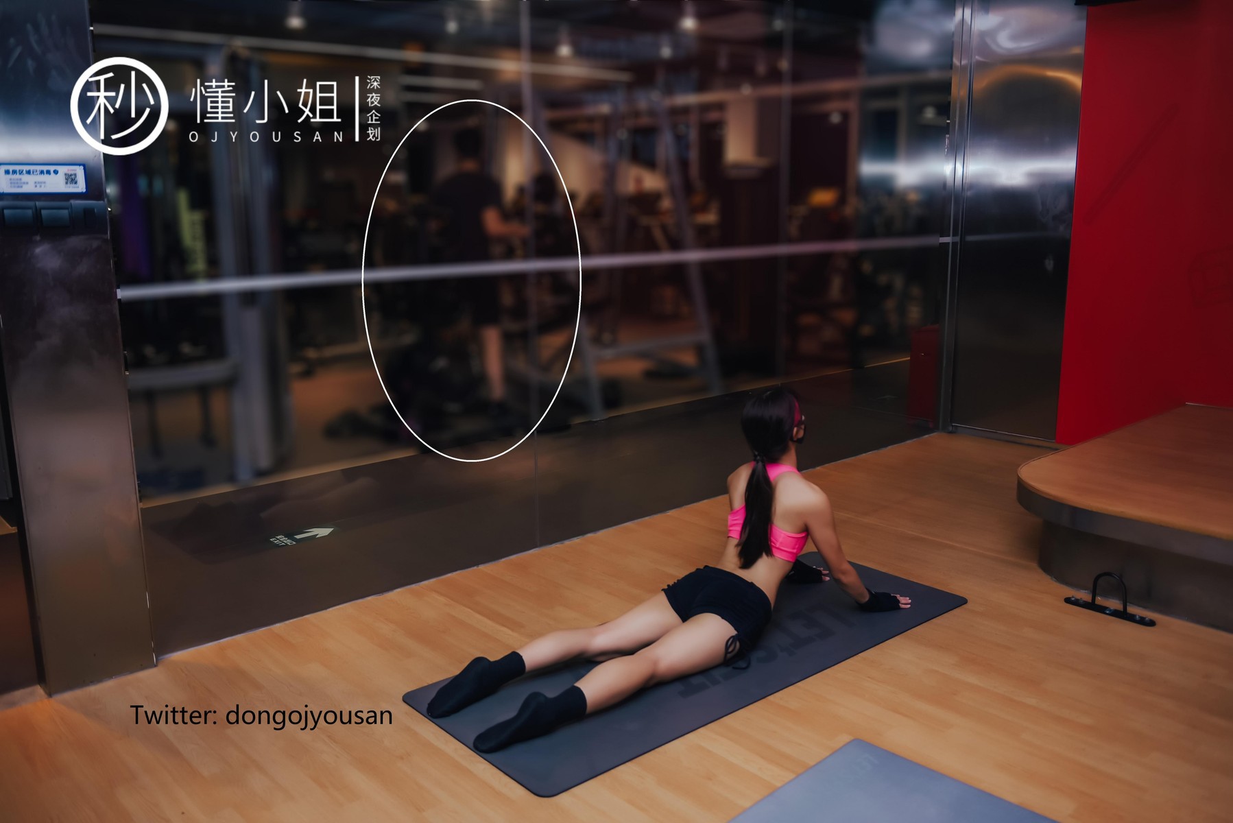 推特露出女神懂小姐 健身房露出極品身材超美誘人至極 23