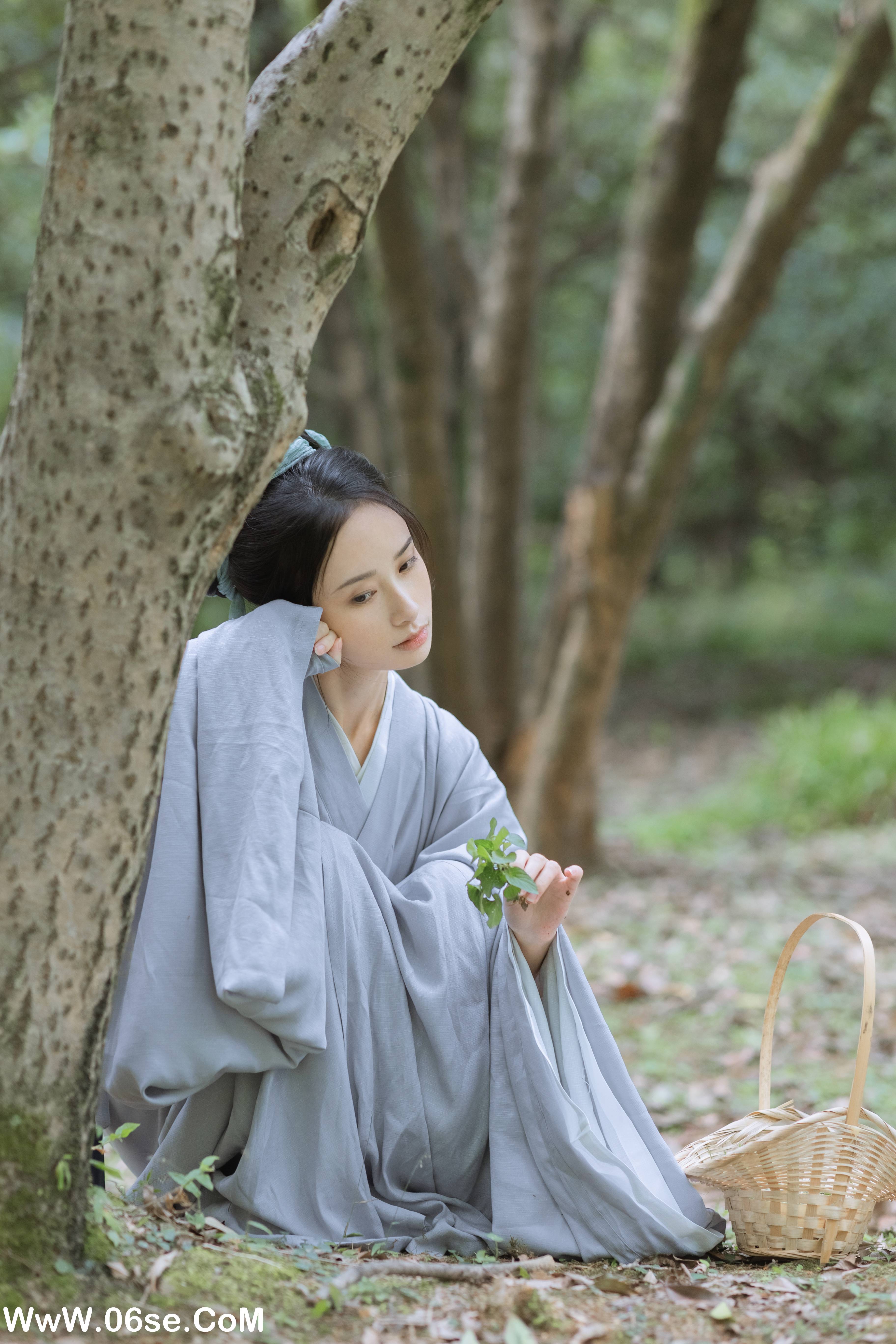 图片[4]-[YITUYU艺图语]2022.11.25 王宝钏挖野菜 眸小妖[28+1P／262MB]-六色网
