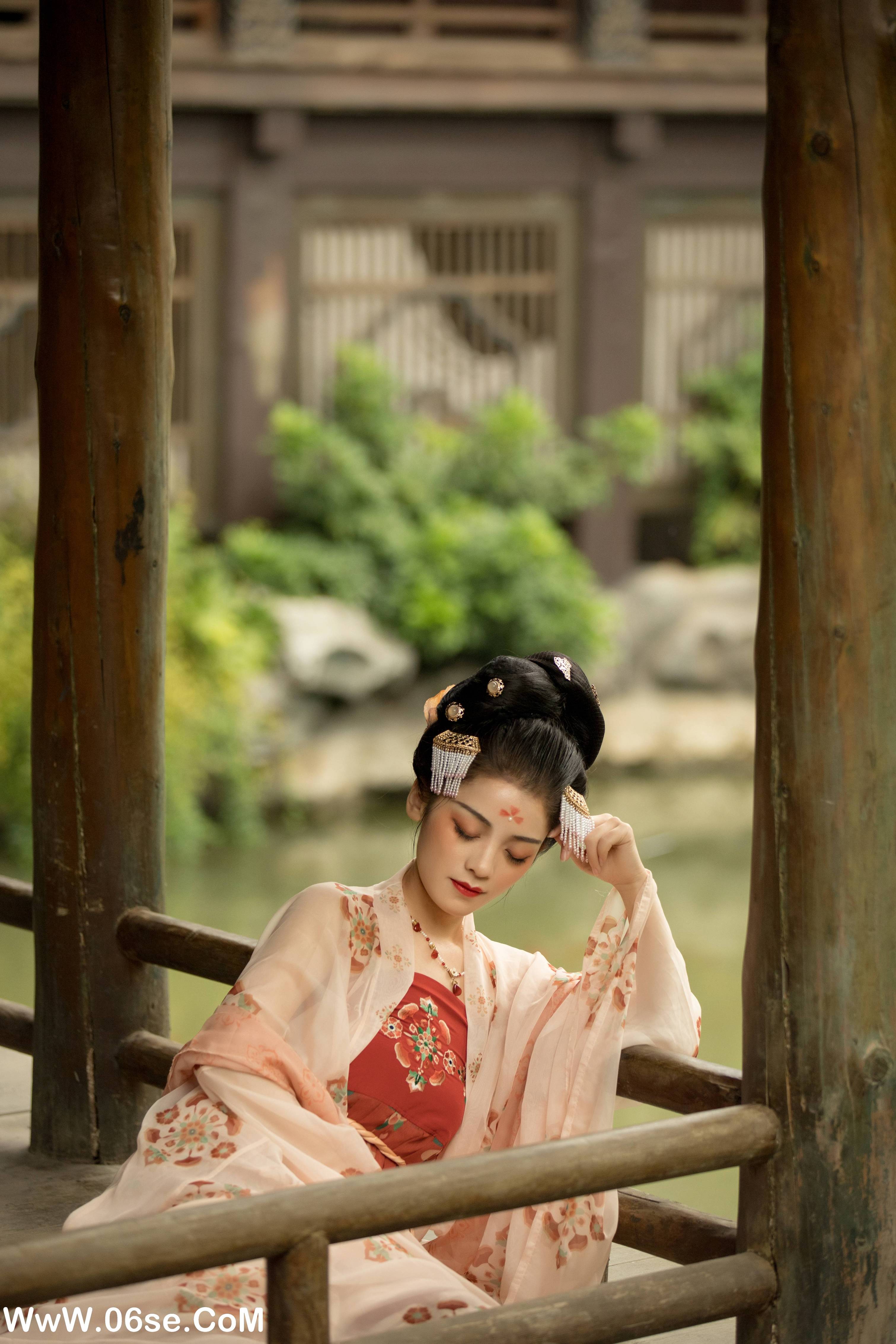 图片[39]-[YITUYU艺图语]2022.07.06 阙楼霓裳 清沅斋[42+1P／585MB]-六色网