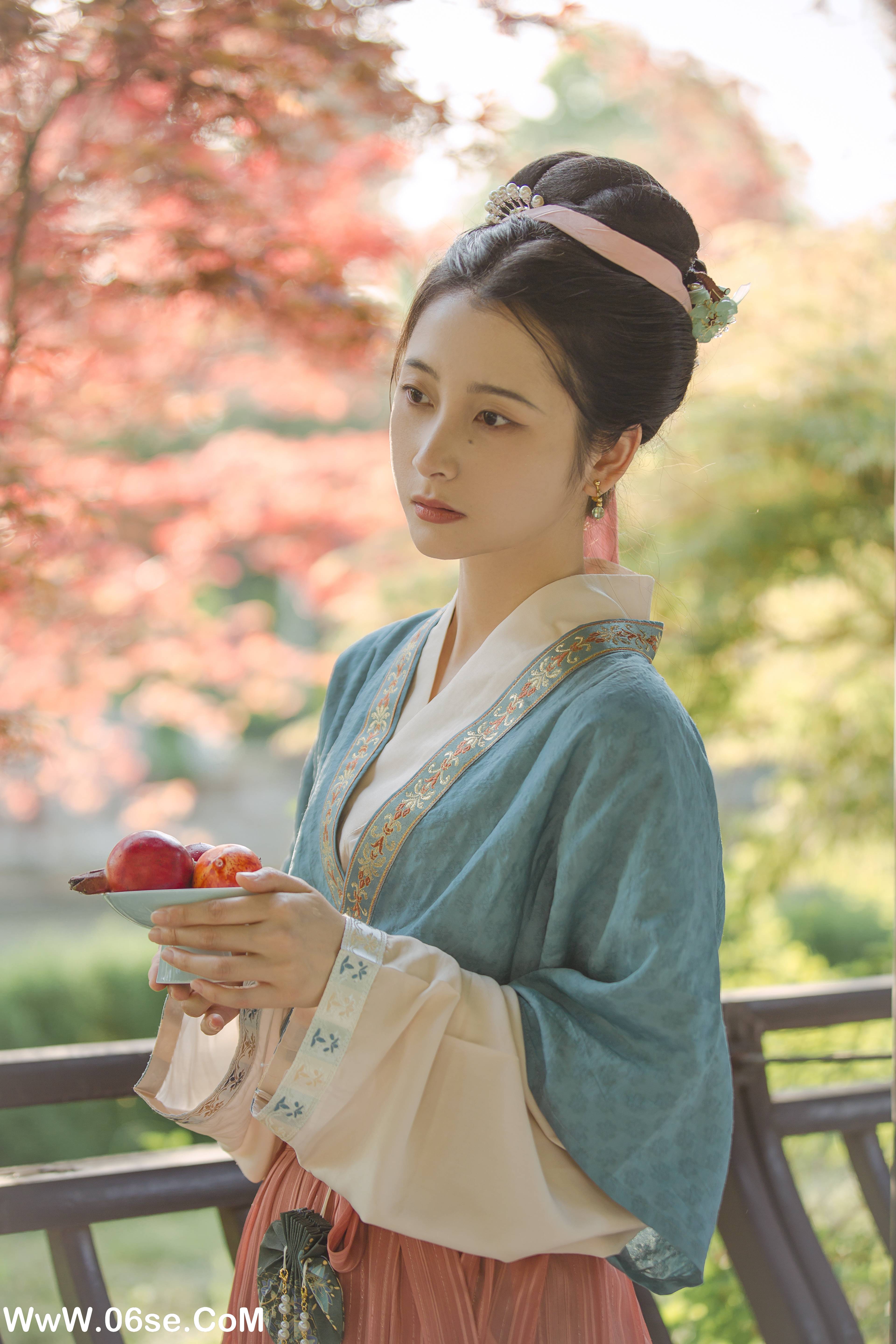图片[12]-[YITUYU艺图语]2022.06.29 拾尽千苍色，携来两袖风 五月的三花猫[27P-165.7M]-六色网