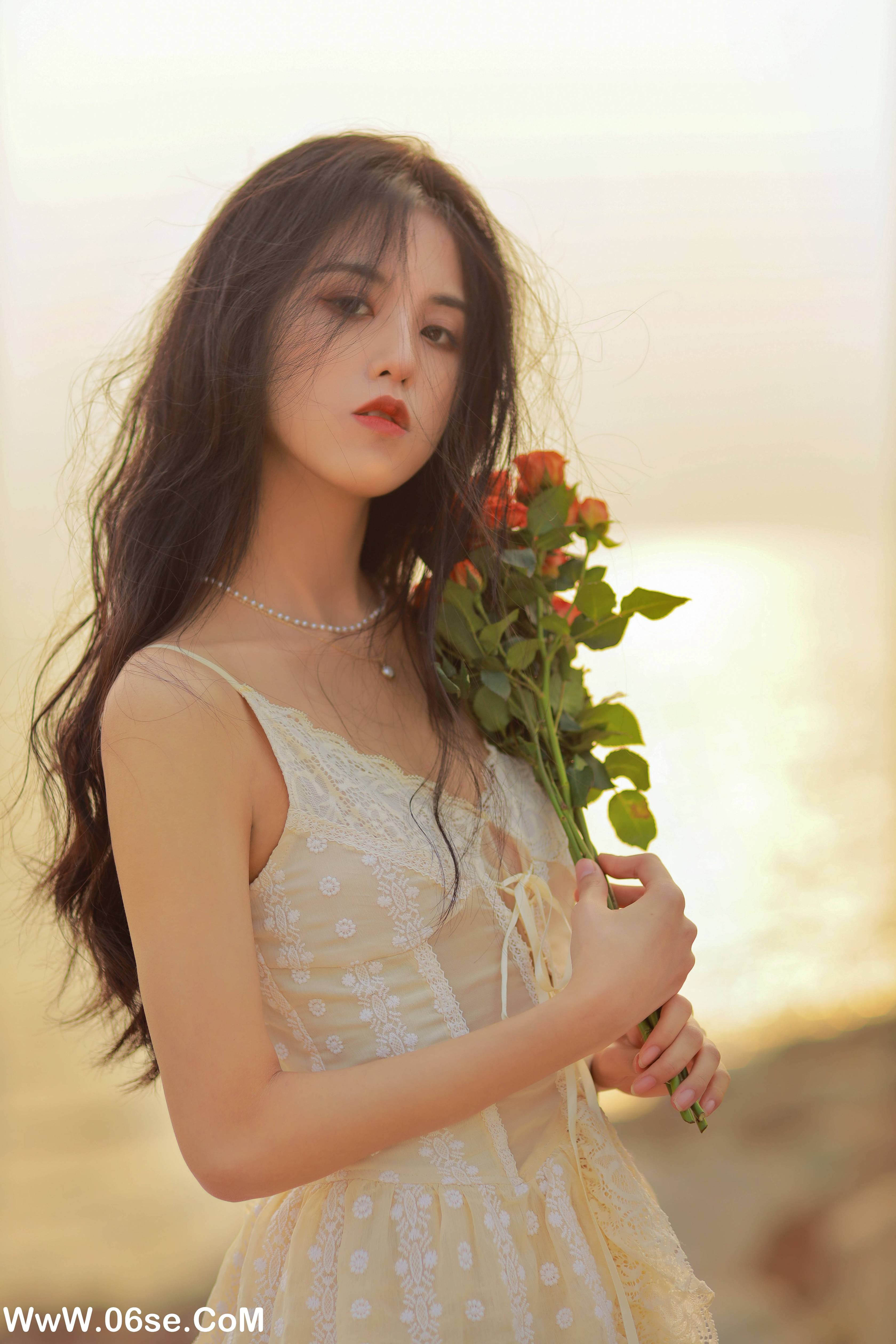 图片[23]-[YITUYU艺图语]2022.08.08 她与落日 沐槿cutie[24+1P／143MB]-六色网