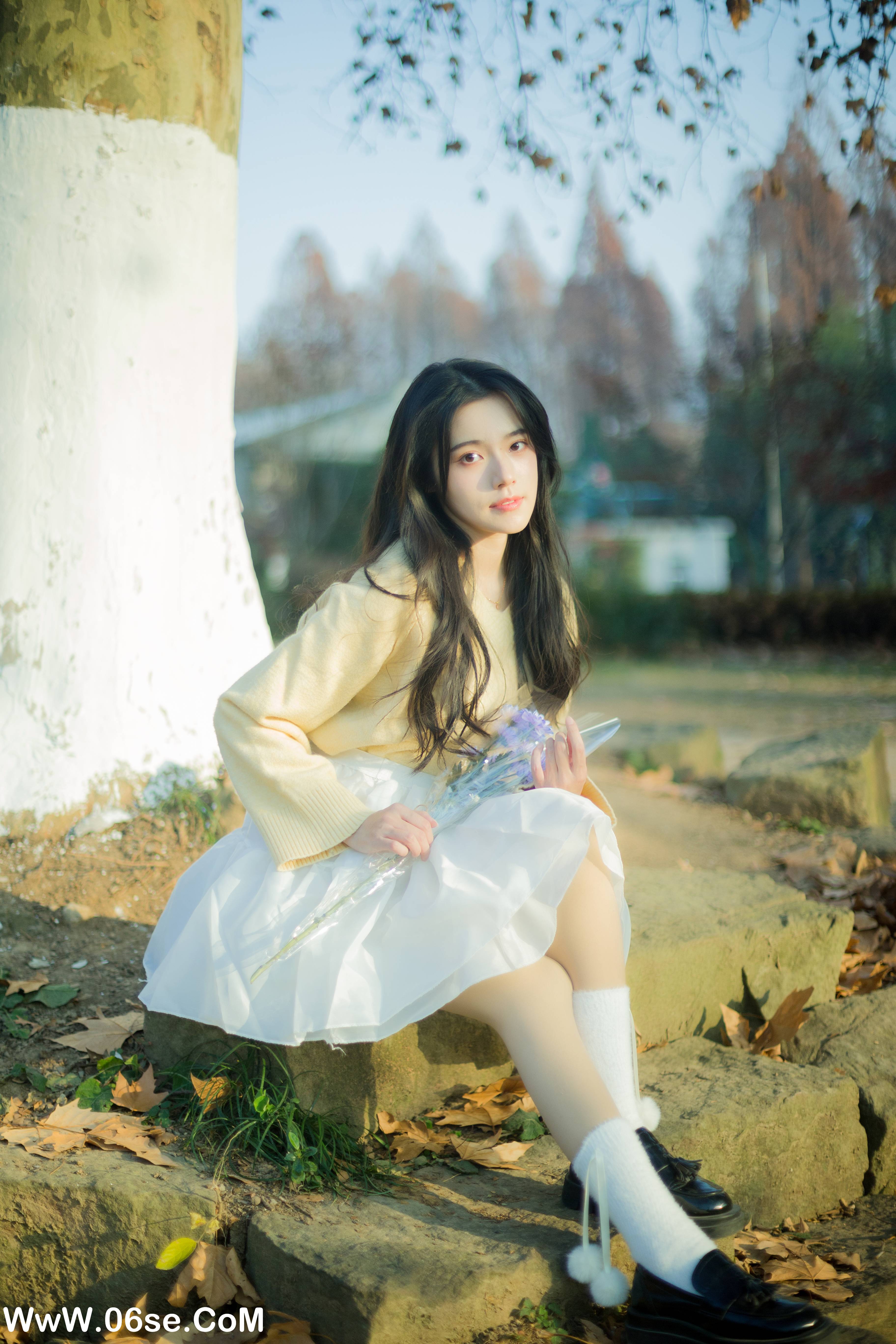图片[15]-[YITUYU艺图语]2022.09.28 太阳落去 静鏡婧[31+1P／327MB]-六色网
