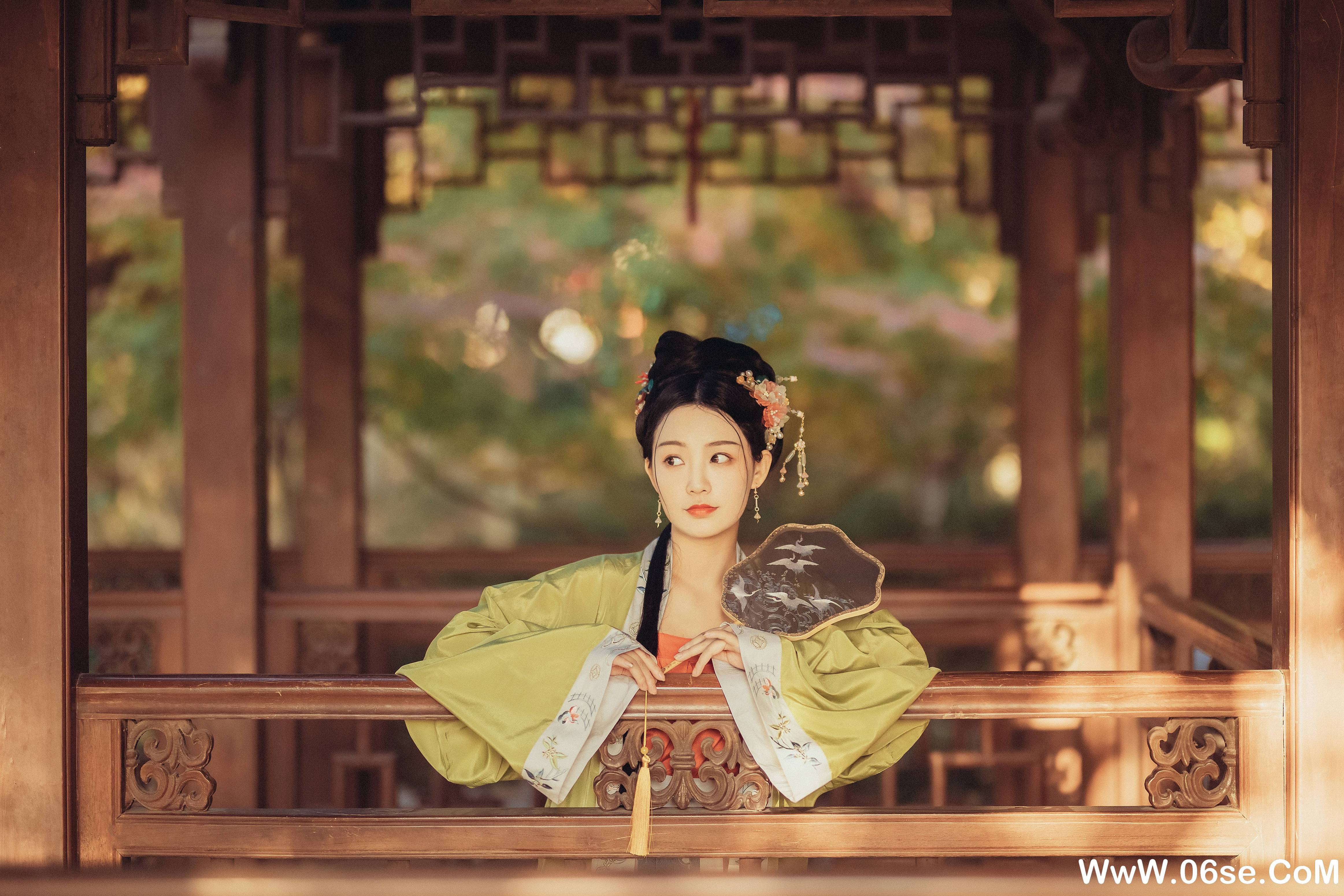 图片[21]-[YITUYU艺图语]2021.10.18 临江秋枫 Seven[36+1P／774MB]-六色网