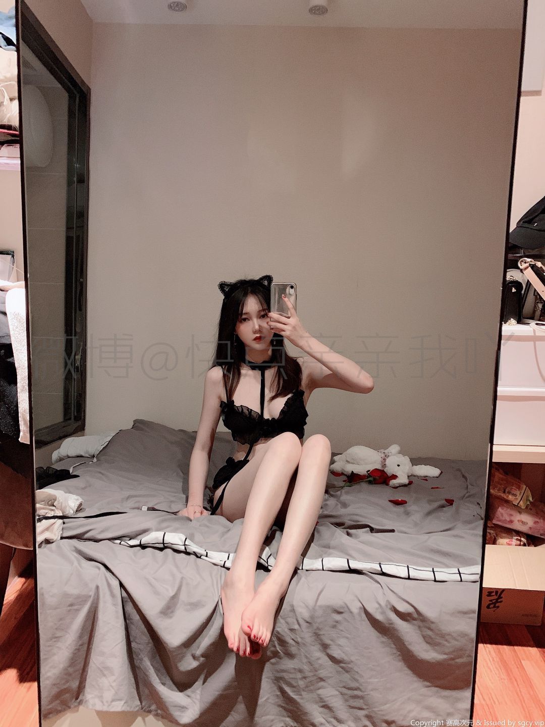 快点亲亲我吖-黑色蕾丝[64P2V] 59