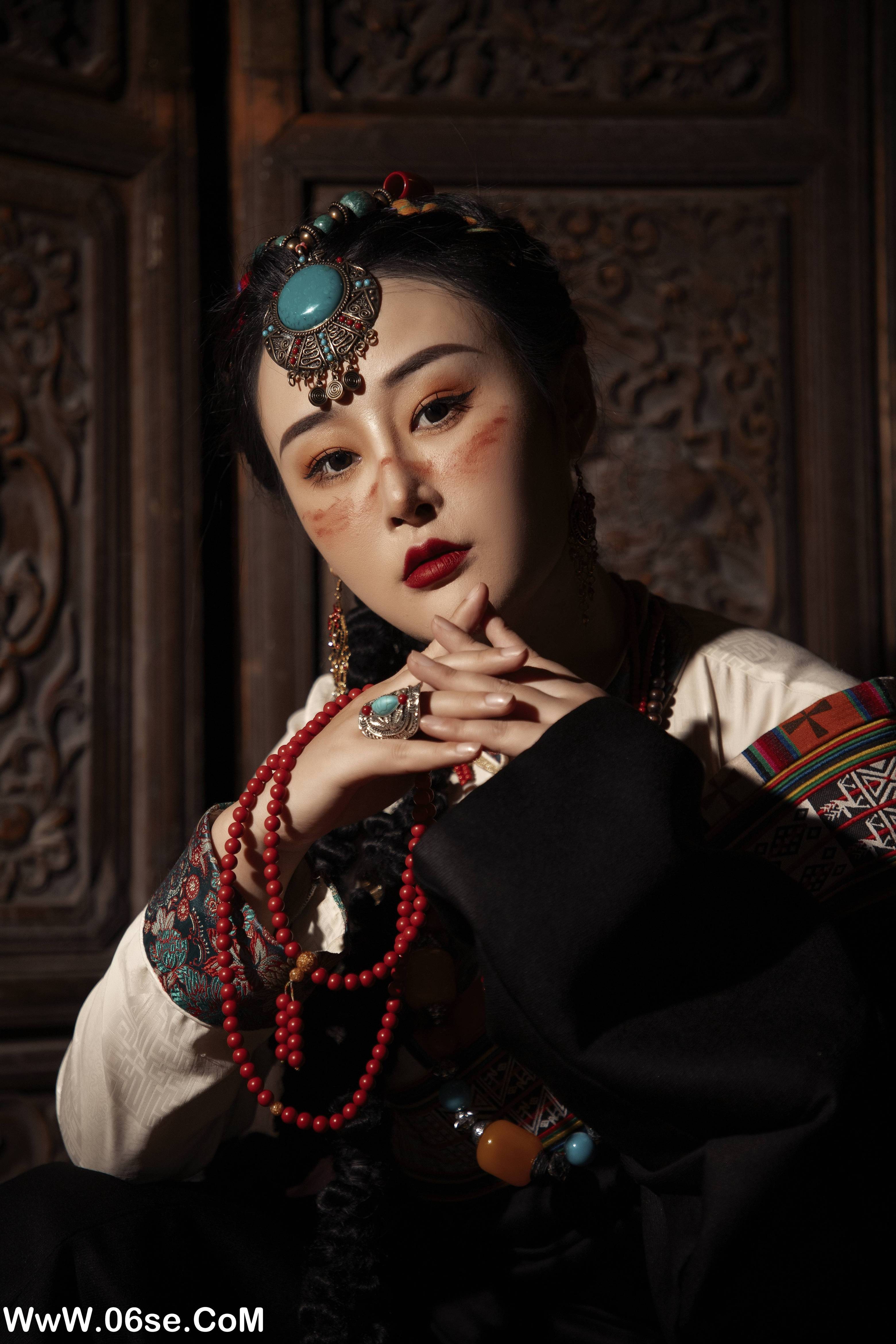 图片[17]-[YITUYU艺图语]2022.10.31 藏服 琳琳[25+1P／493MB]-六色网