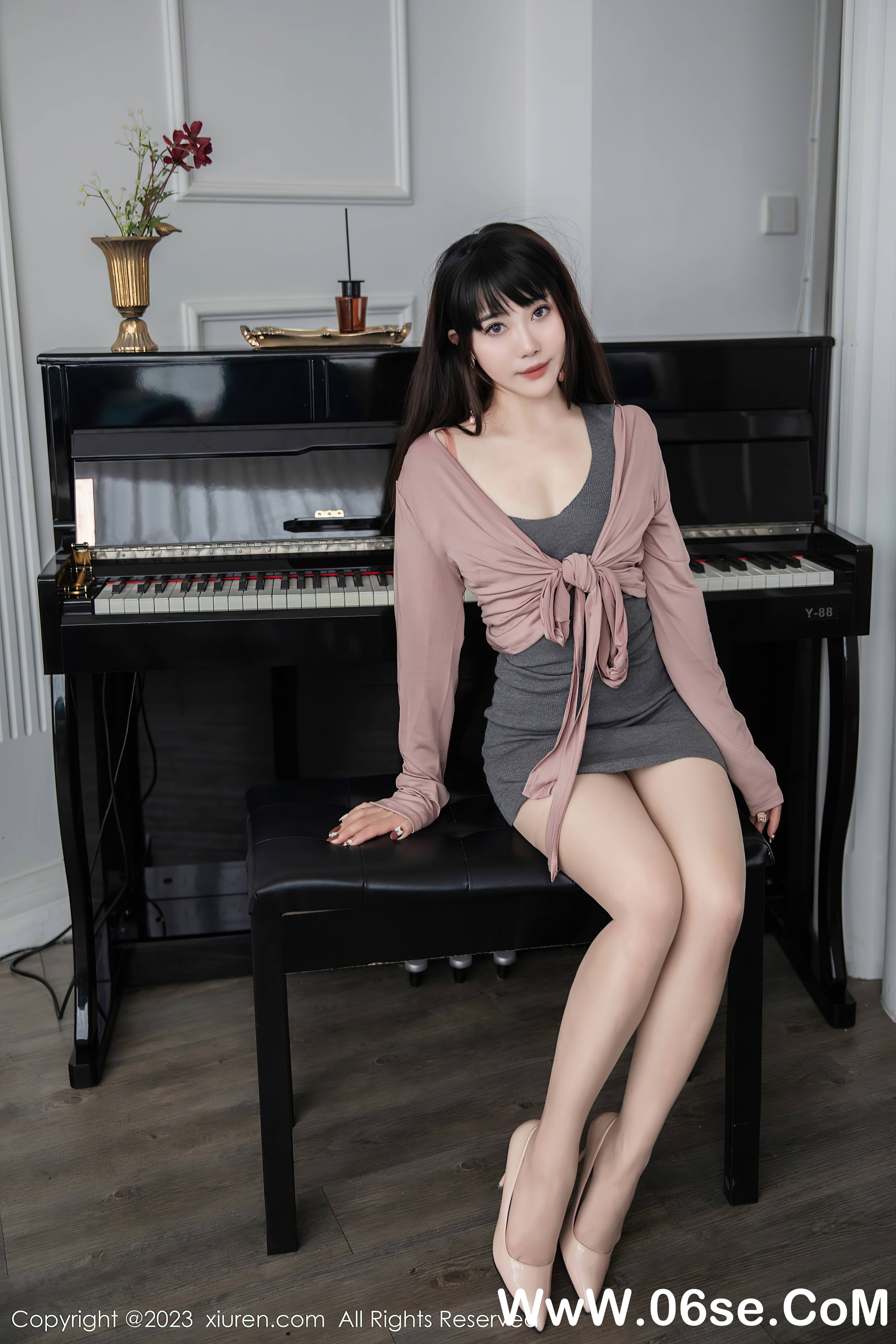 图片[26]-[XiuRen秀人网] 2023.04.07 NO.6532 严利娅Yuliya-六色网