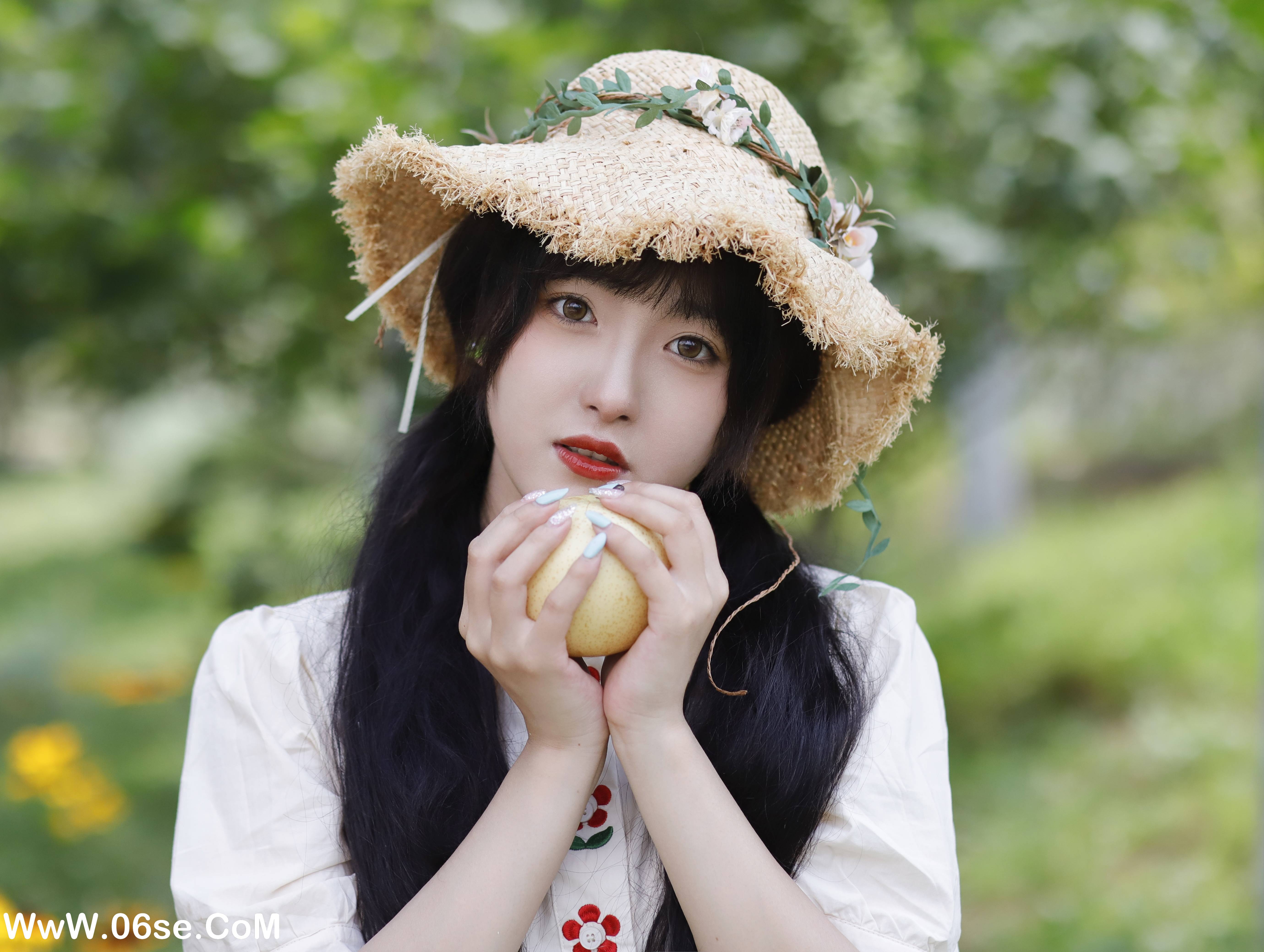 图片[14]-[YITUYU艺图语]2022.11.11 微风里的欢喜 -炸鸡冰可乐-[28+1P／258MB]-六色网