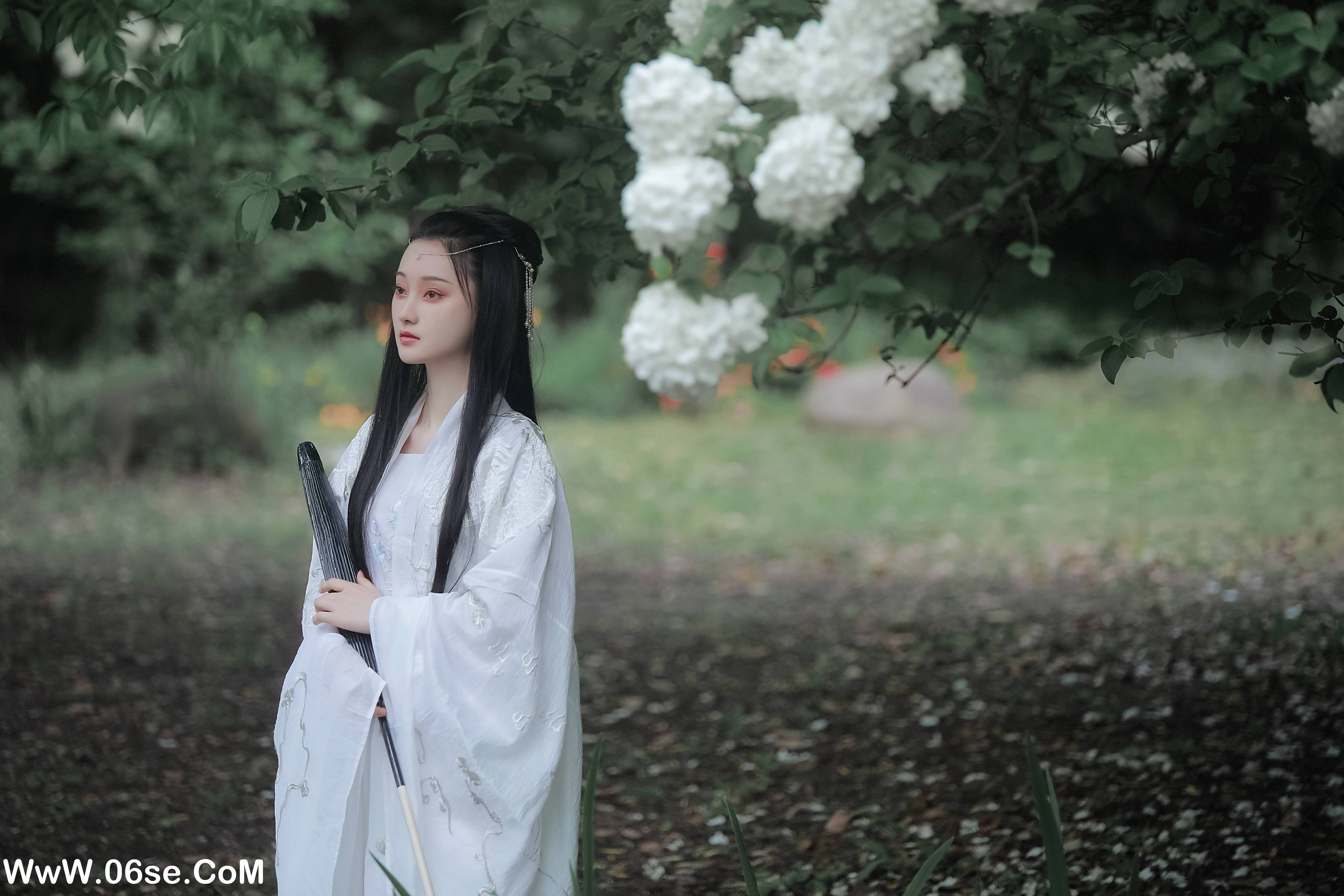 图片[3]-[YITUYU艺图语]2022.06.15 琼花并貌 云之是小狐狸吖[22P-495.57MB]-六色网