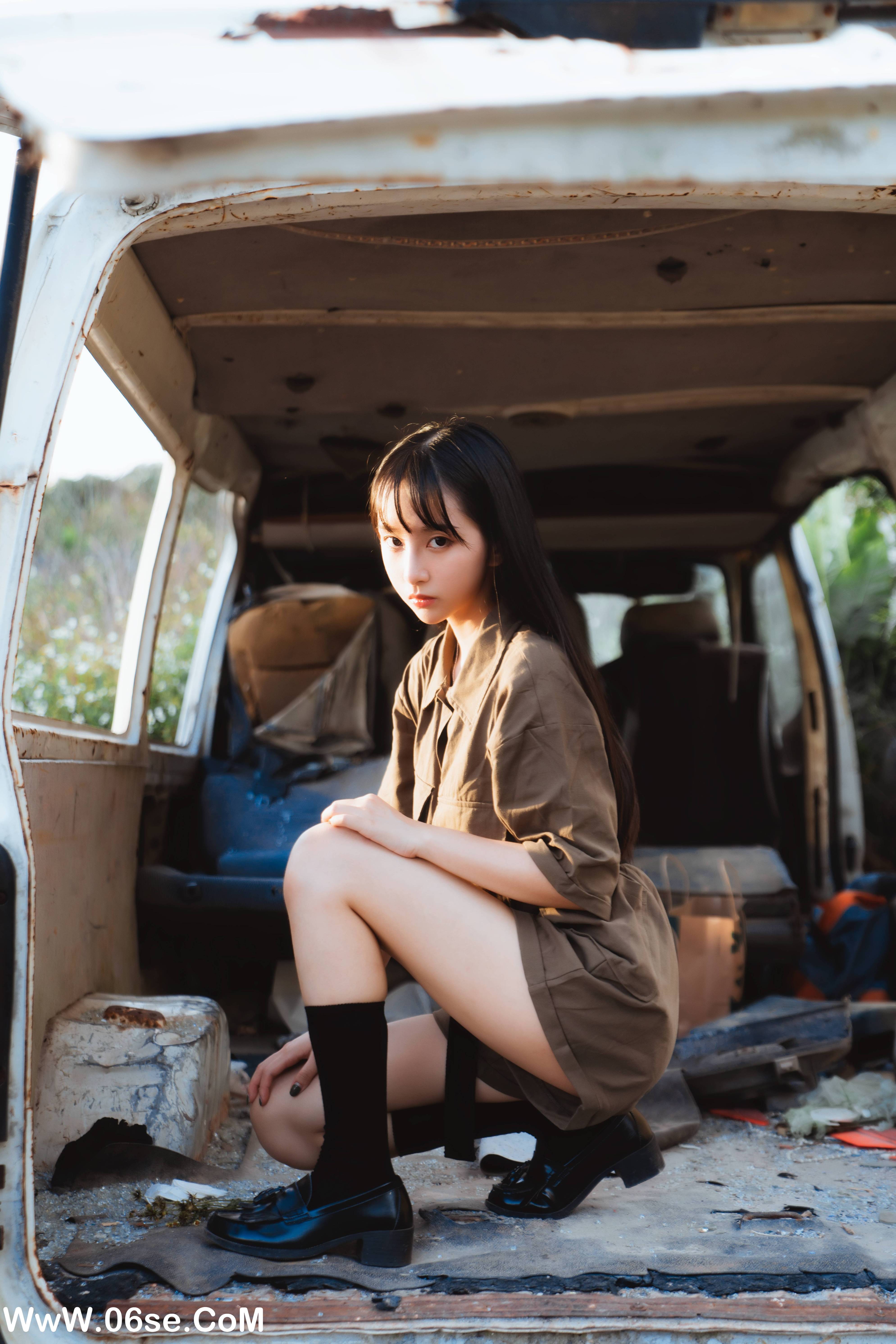 图片[6]-[YITUYU艺图语]2022.05.23 废弃车场 鲁鲁羽落子[31P-476.03 MB]-六色网