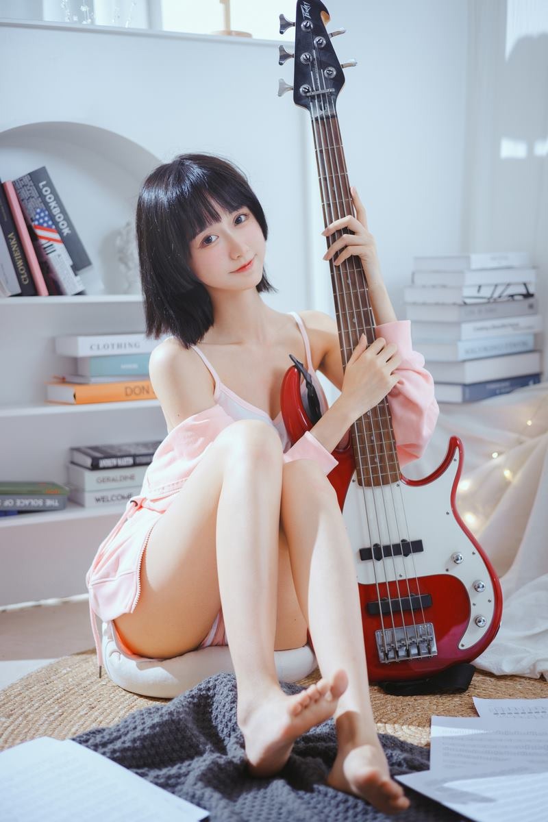 [Cos]木绵绵 - 贝斯与妹妹 [53P] 11