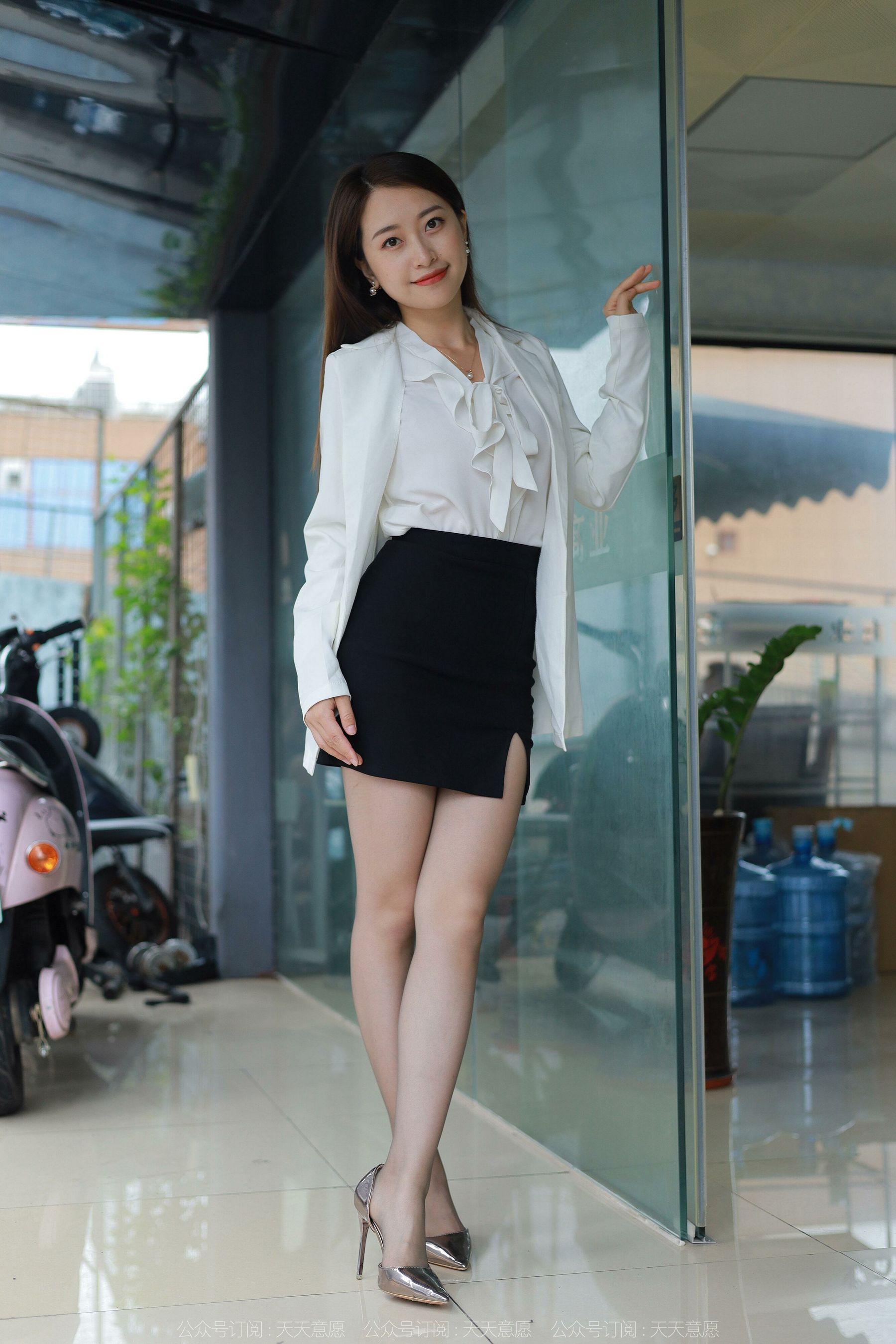 [IESS异思趣向]_小婕_冷艳嘿丝-写真图集共80P 3