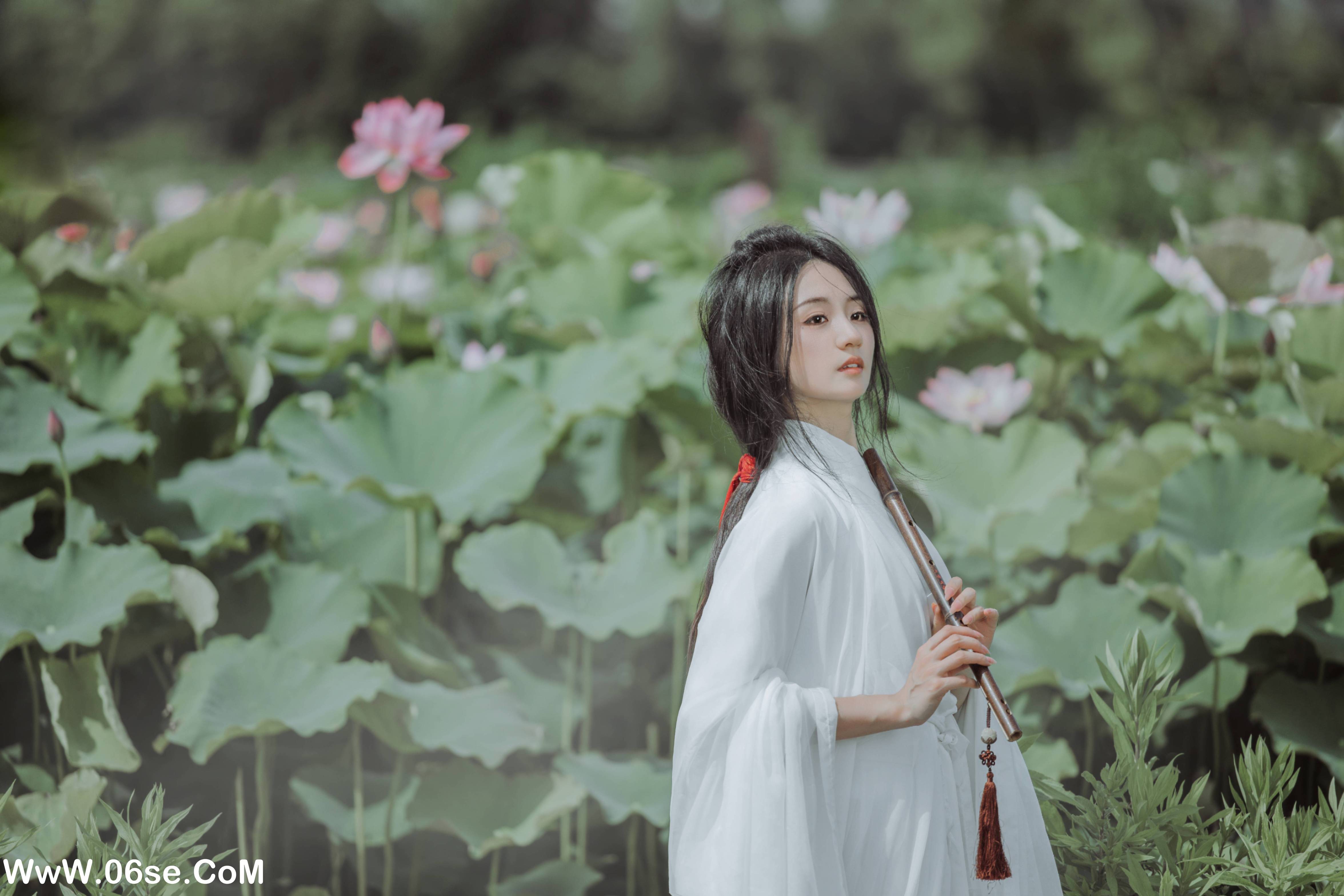 图片[16]-[YITUYU艺图语]2022.08.06 荷花 柒苡安[22+1P／249MB]-六色网